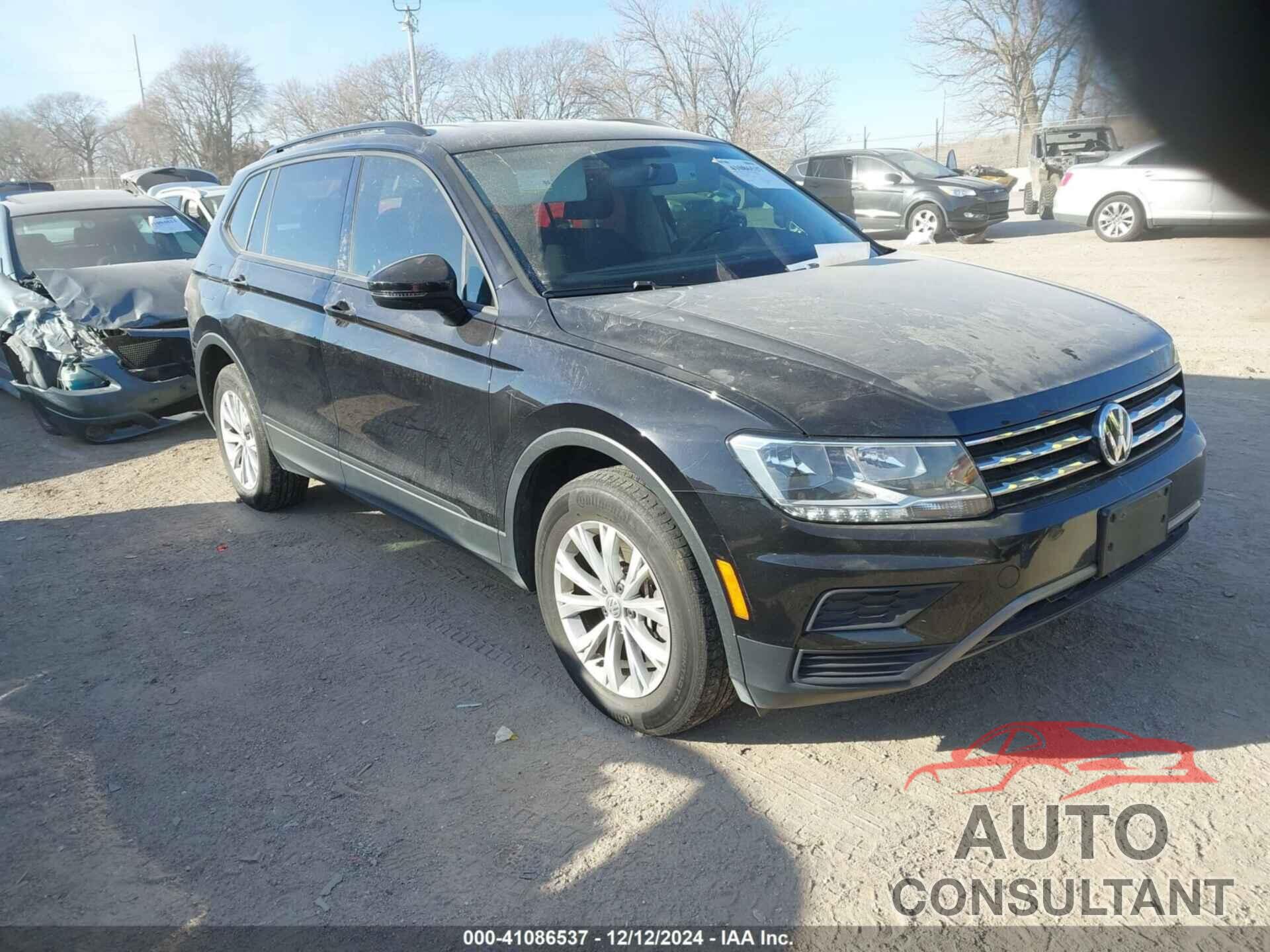 VOLKSWAGEN TIGUAN 2018 - 3VV0B7AX3JM066475