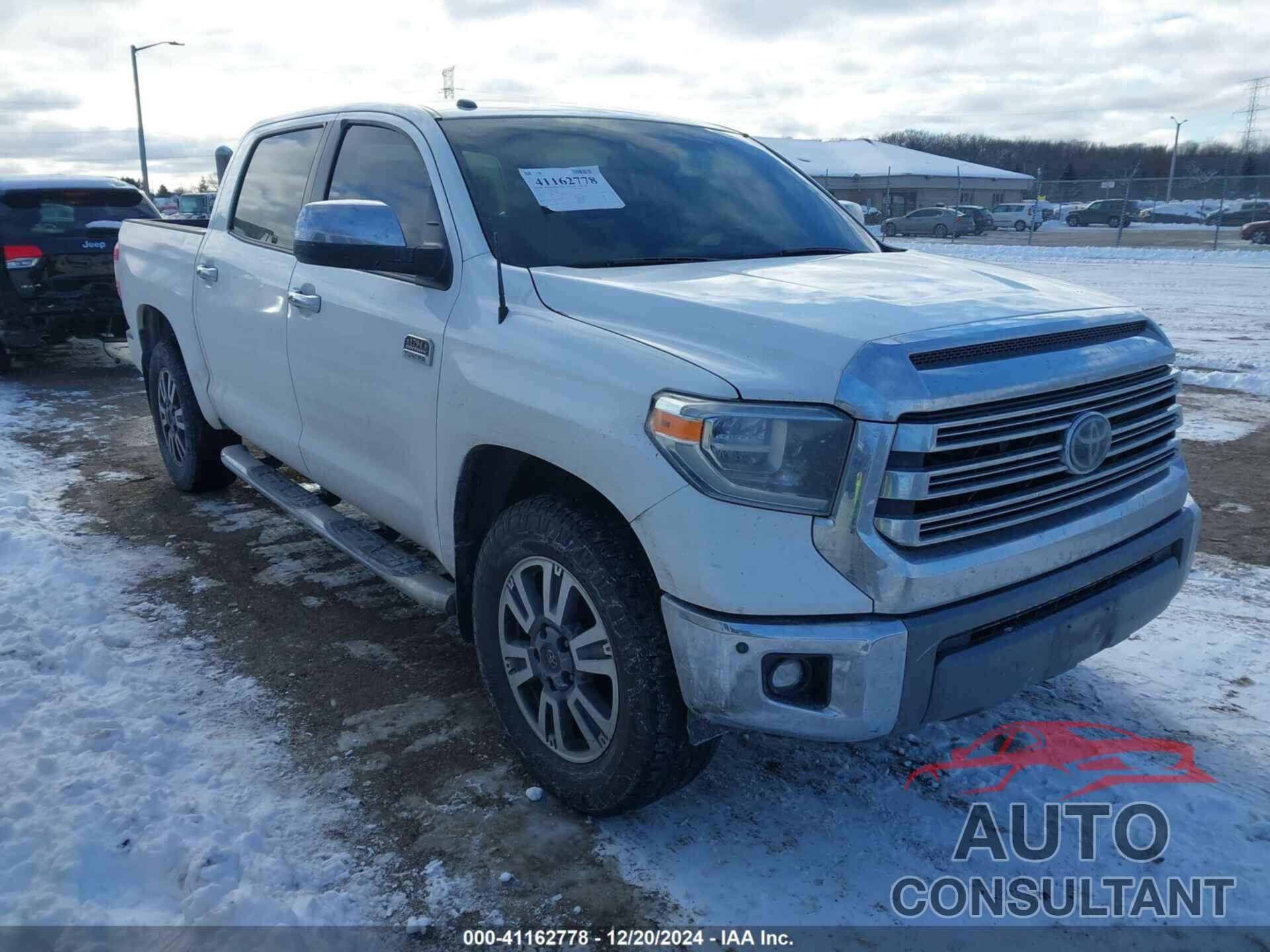 TOYOTA TUNDRA 2018 - 5TFAY5F12JX737641