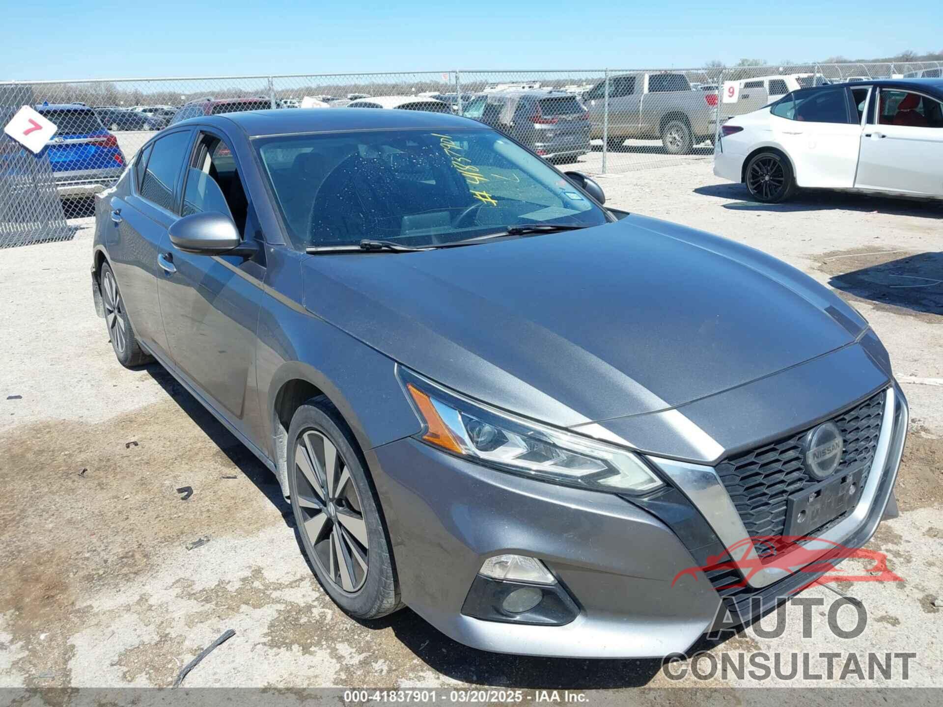 NISSAN ALTIMA 2019 - 1N4BL4EV6KC136118