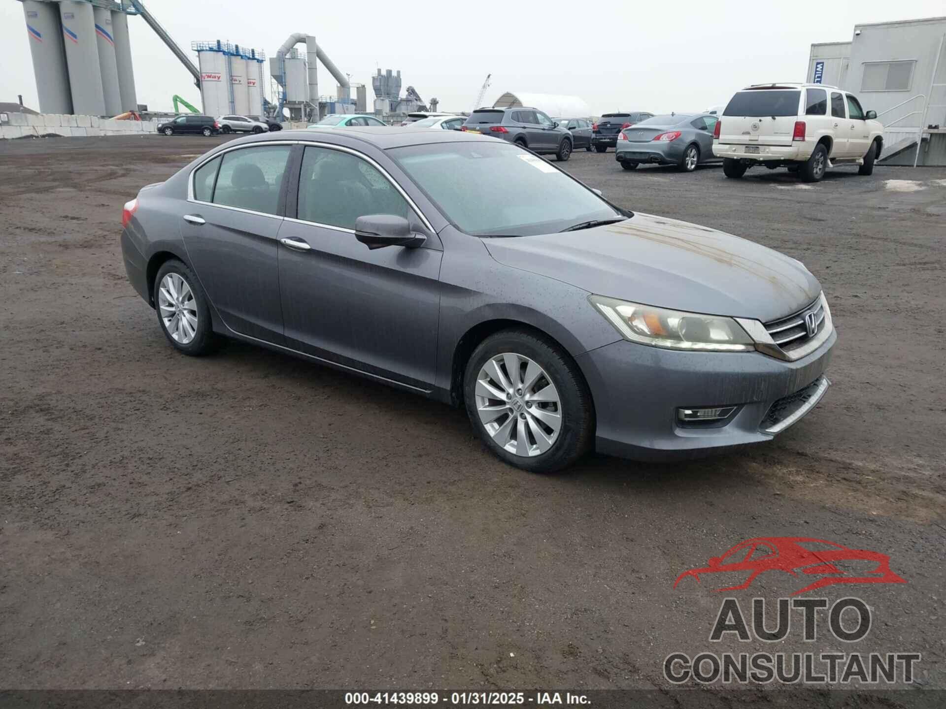 HONDA ACCORD 2013 - 1HGCR3F83DA003350
