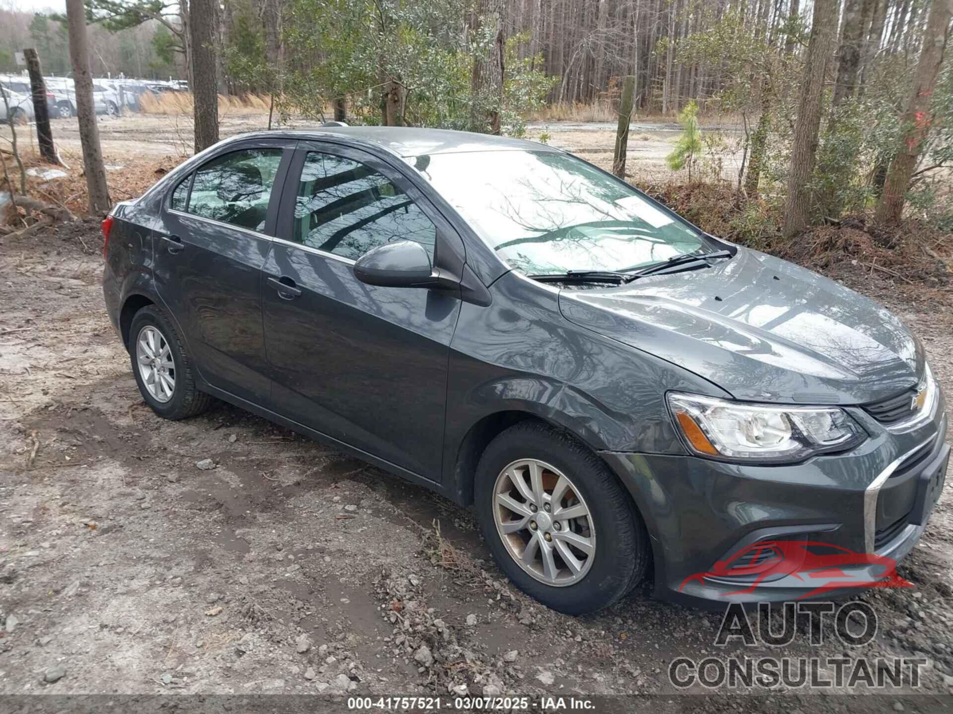 CHEVROLET SONIC 2017 - 1G1JD5SG0H4134309