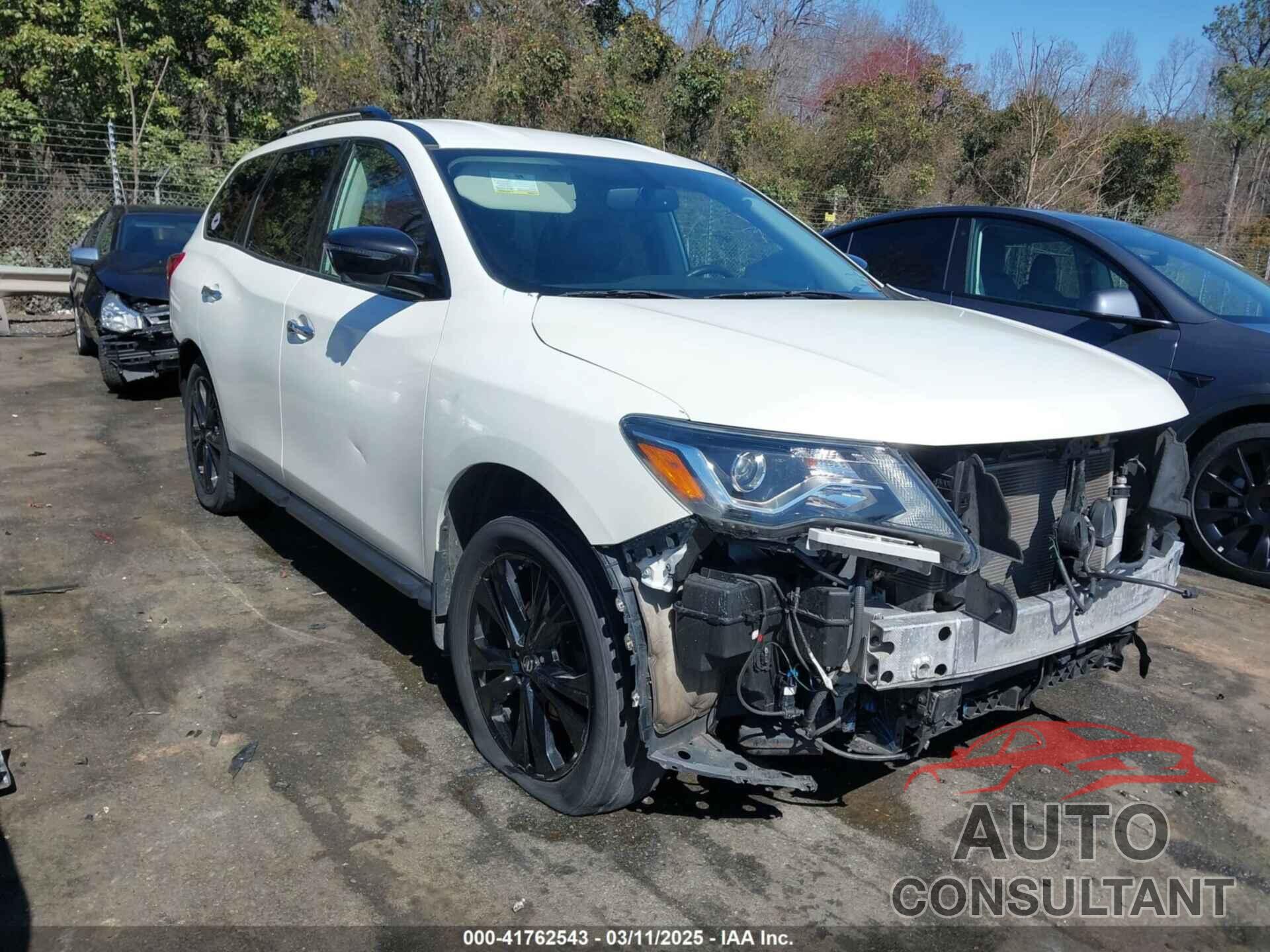 NISSAN PATHFINDER 2018 - 5N1DR2MM2JC638617