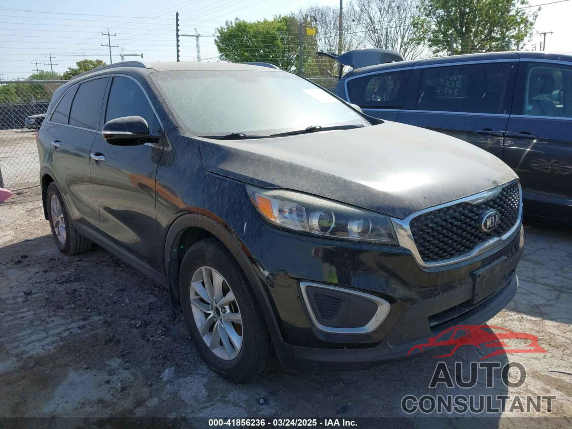 KIA SORENTO 2017 - 5XYPG4A30HG242934