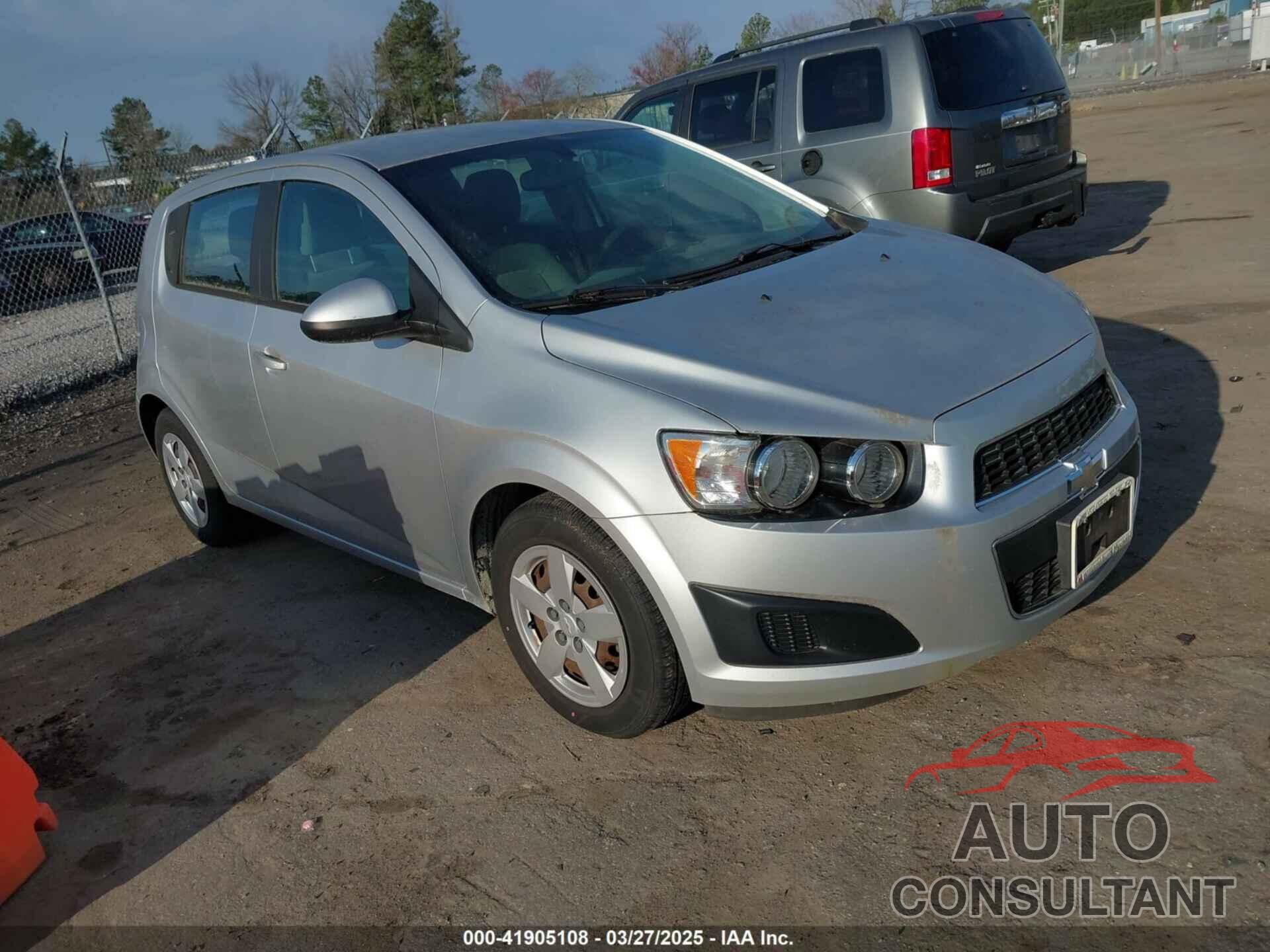 CHEVROLET SONIC 2014 - 1G1JA6SHXE4103443