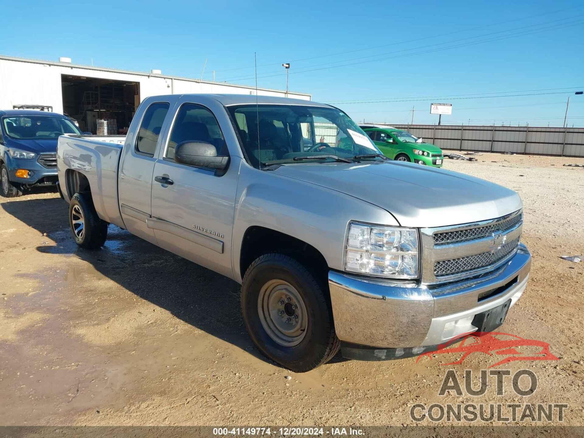 CHEVROLET SILVERADO 1500 2012 - 1GCRCSEA2CZ120748