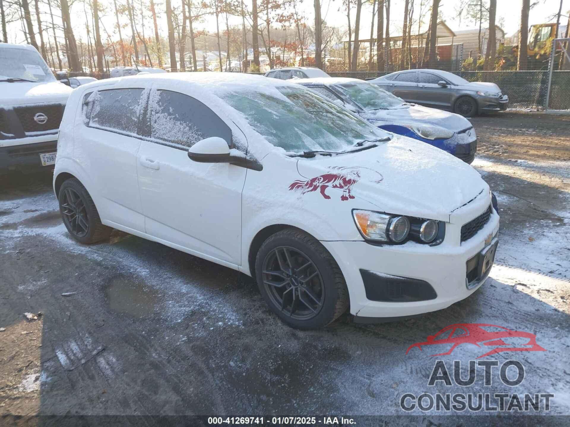 CHEVROLET SONIC 2016 - 1G1JA6SG5G4170624