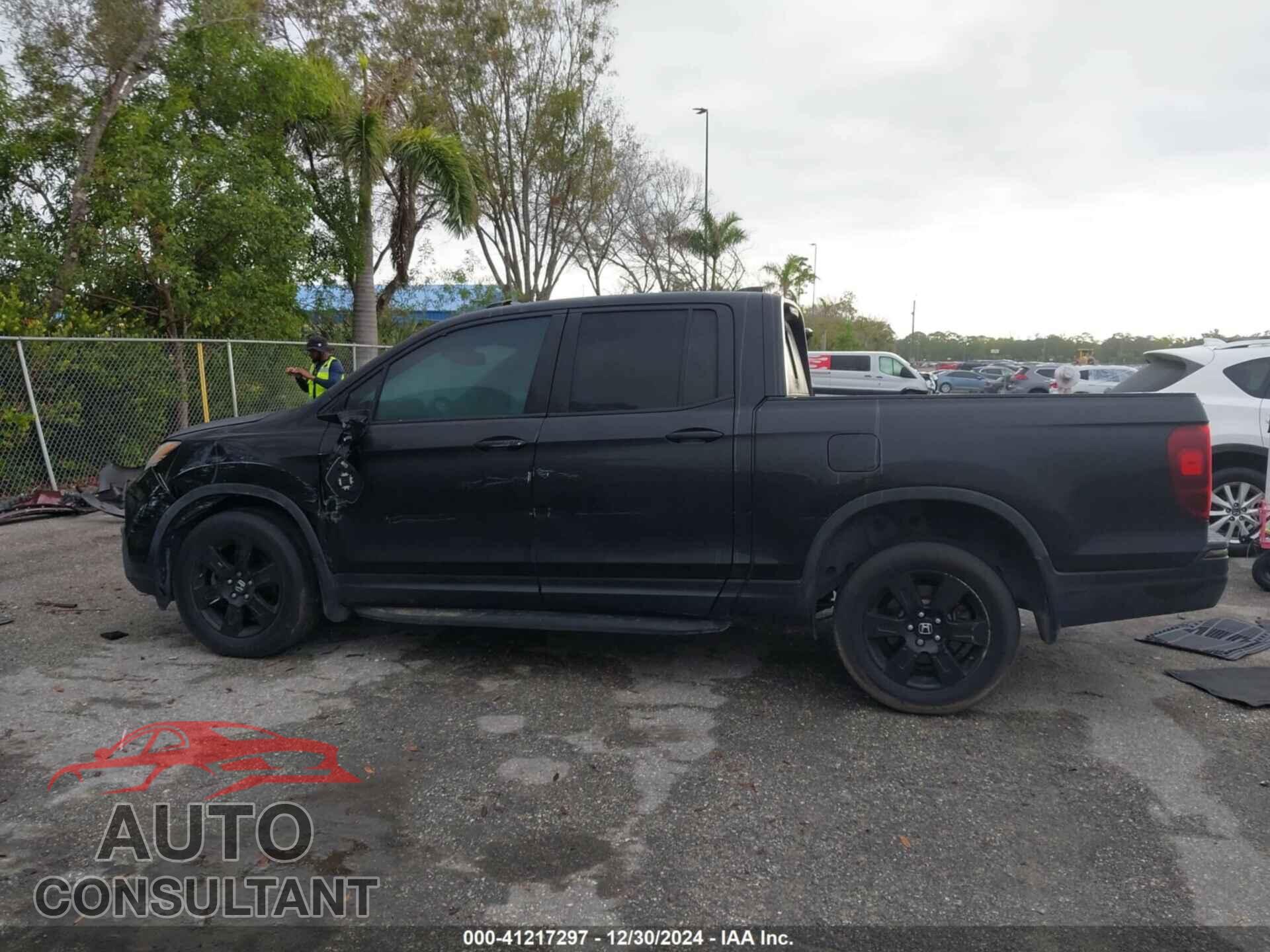 HONDA RIDGELINE 2017 - 5FPYK3F89HB016925