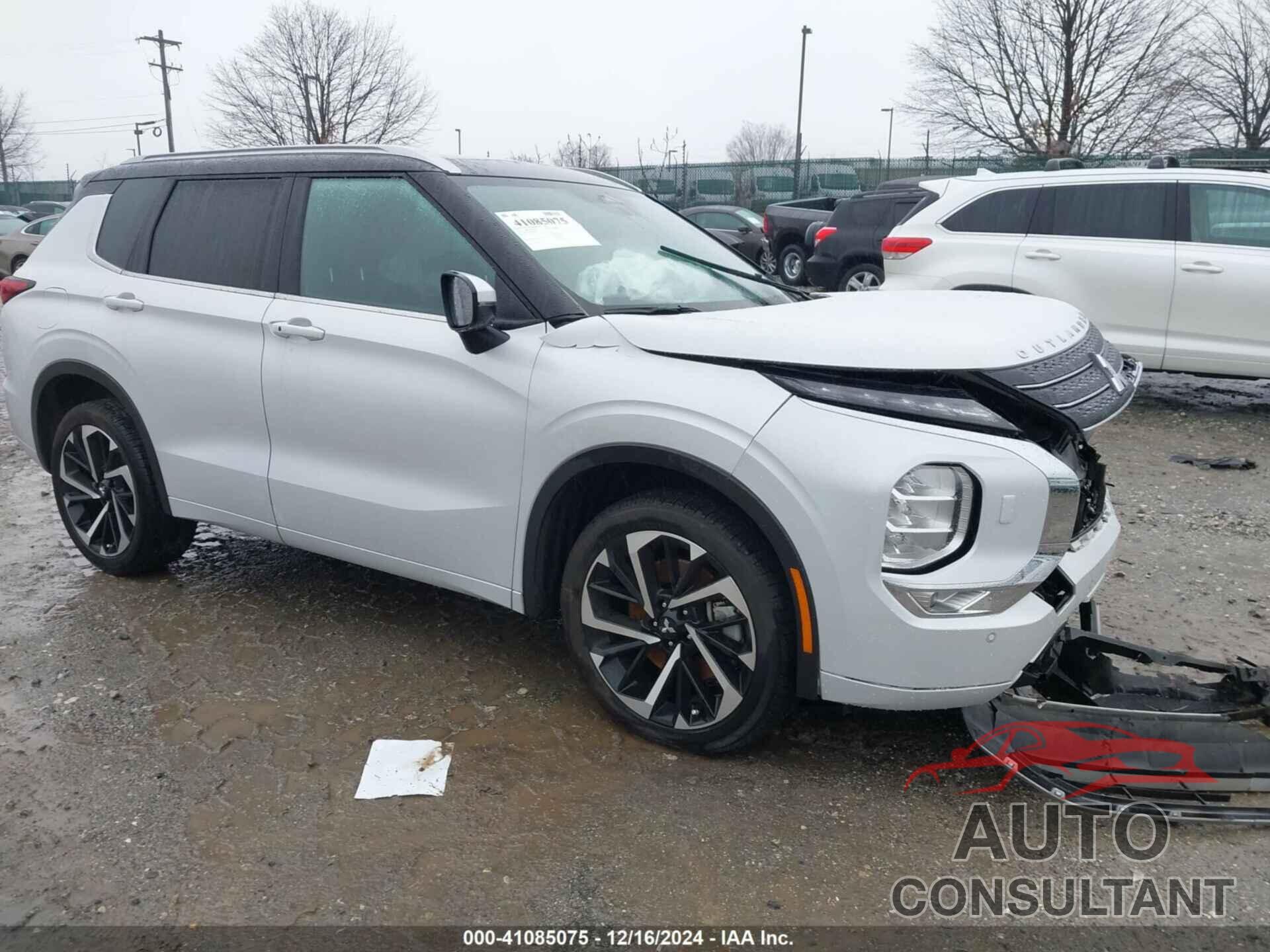 MITSUBISHI OUTLANDER 2024 - JA4J4WA89RZ008875