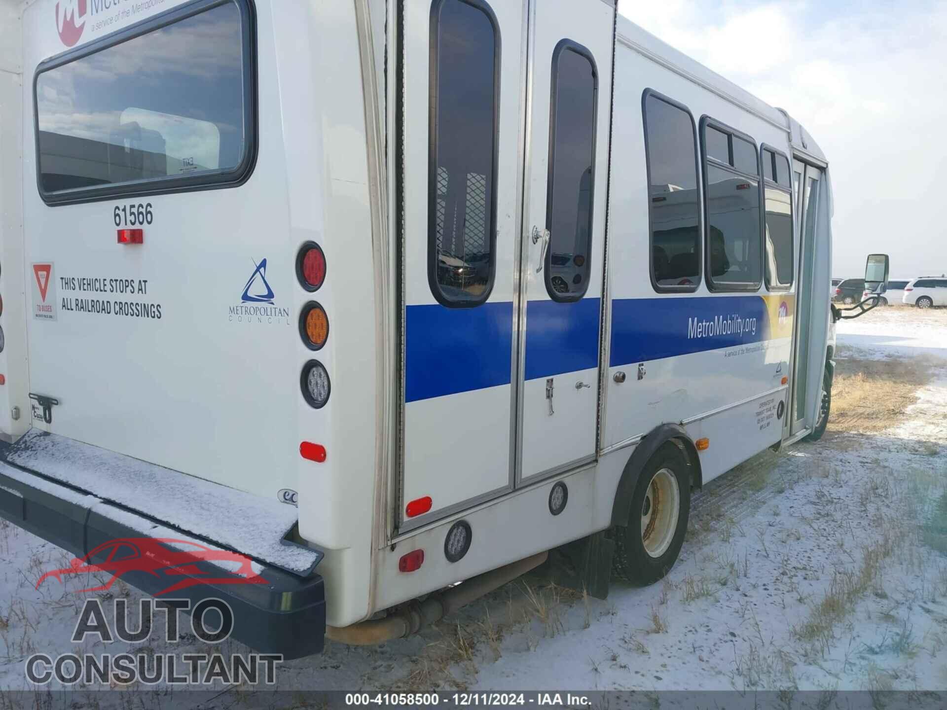 FORD E-450 CUTAWAY 2017 - 1FDFE4FS3HDC33608