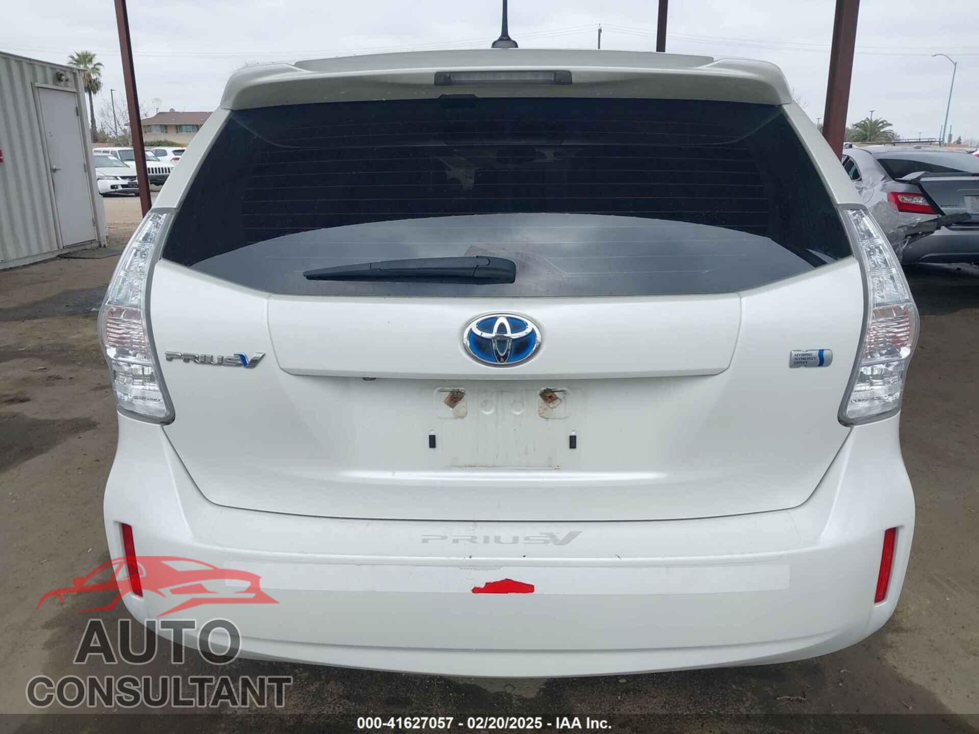 TOYOTA PRIUS V 2014 - JTDZN3EU5EJ002575
