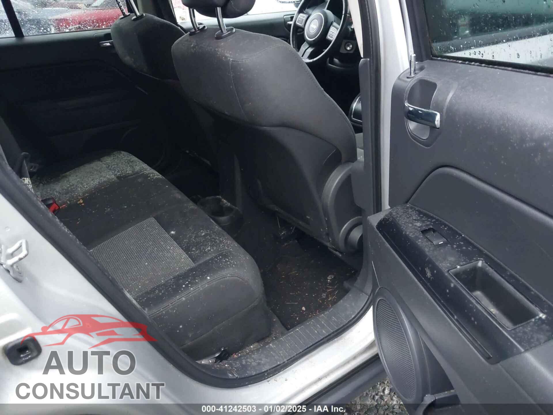 JEEP COMPASS 2012 - 1C4NJCEA1CD610198