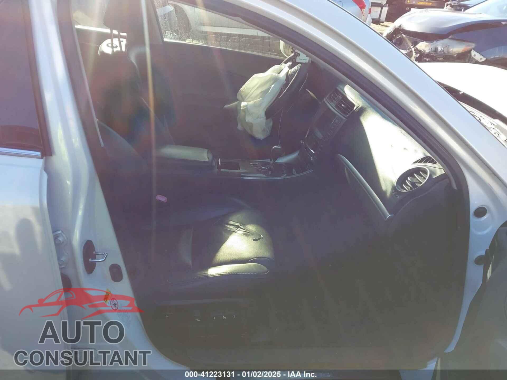 LEXUS IS 250 2011 - JTHCF5C28B5047626