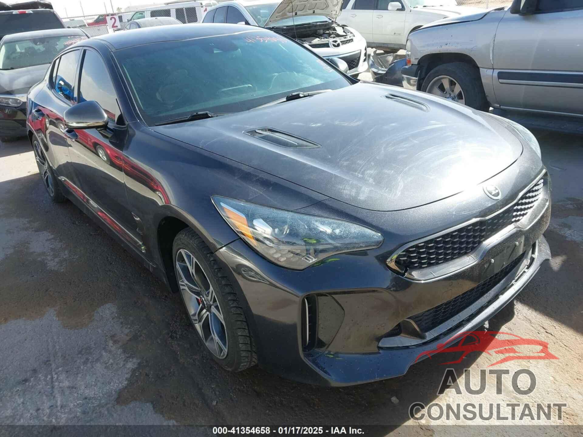 KIA STINGER 2018 - KNAE35LC4J6026807