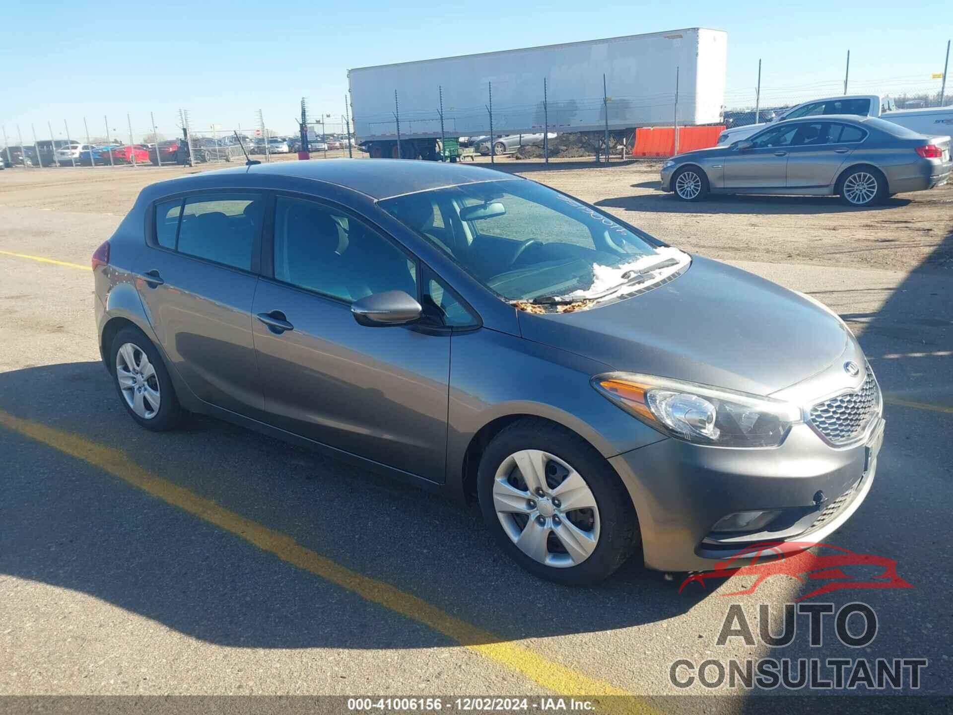 KIA FORTE 2016 - KNAFK5A8XG5635582