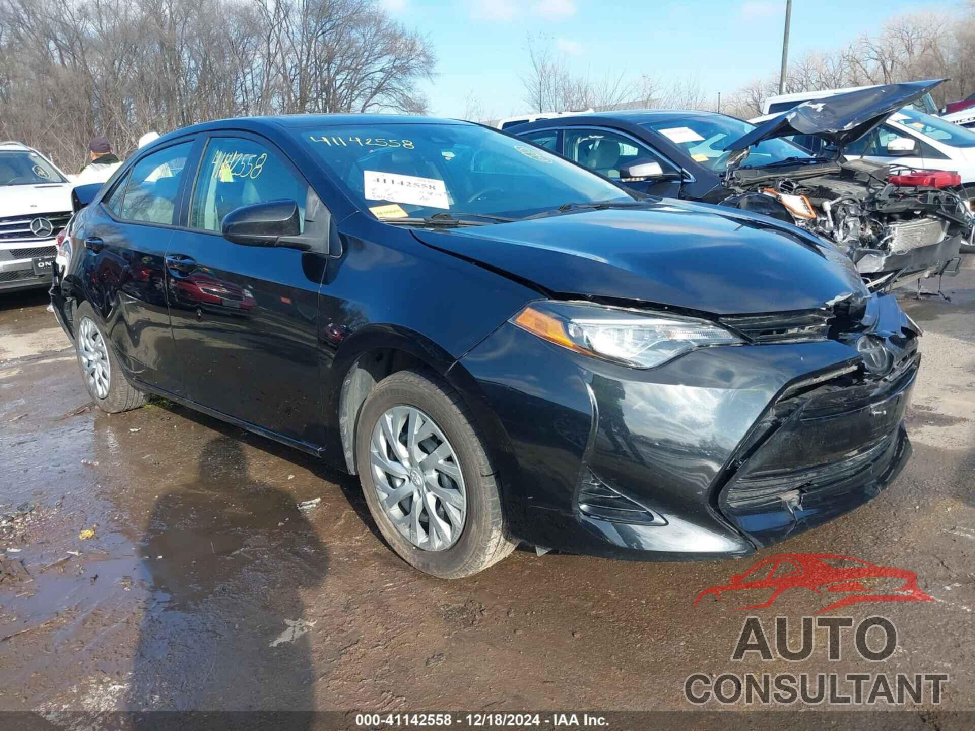TOYOTA COROLLA 2018 - 5YFBURHE7JP808161