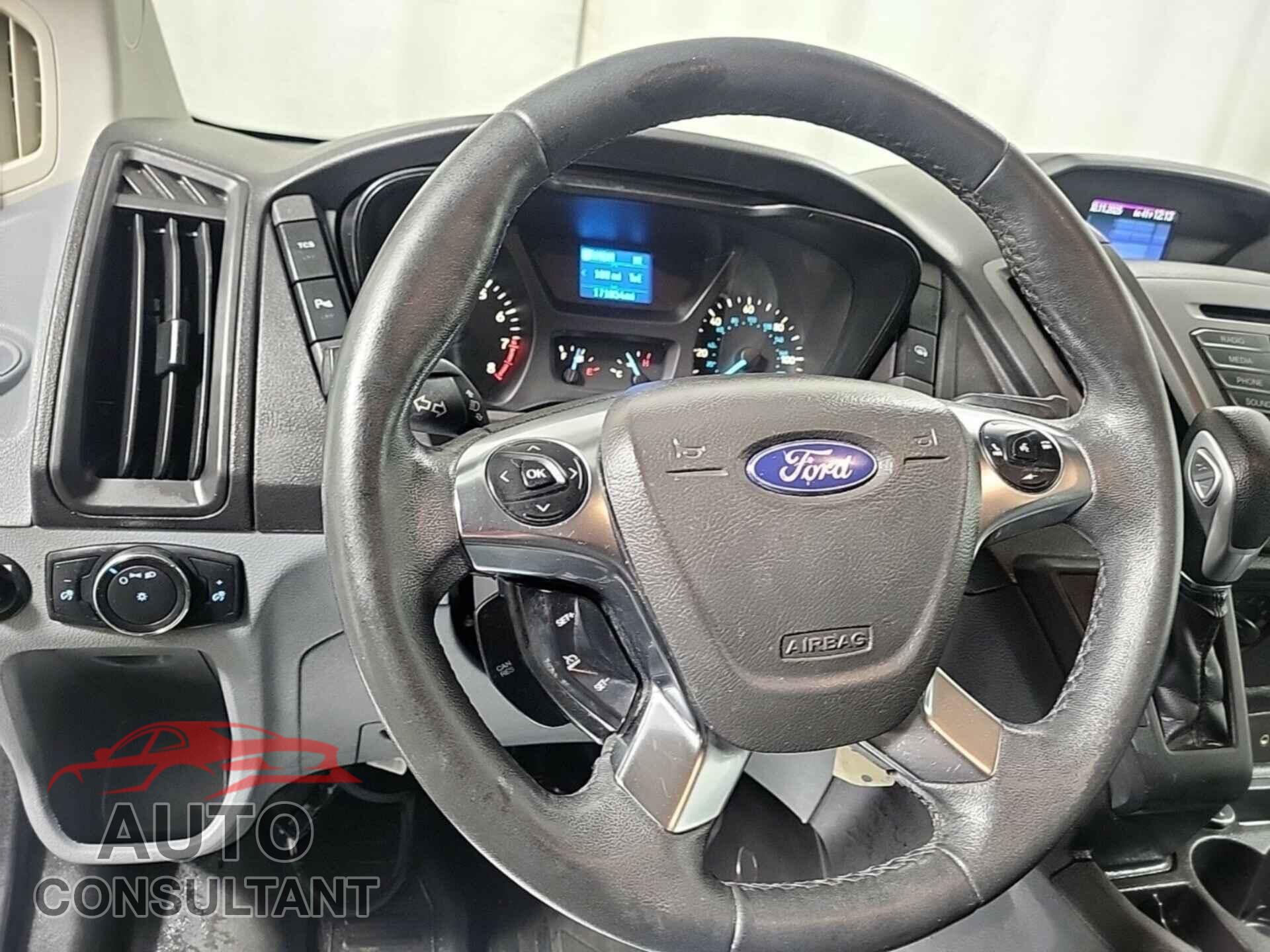 FORD TRANSIT 2015 - 1FTNR1YM9FKB32941