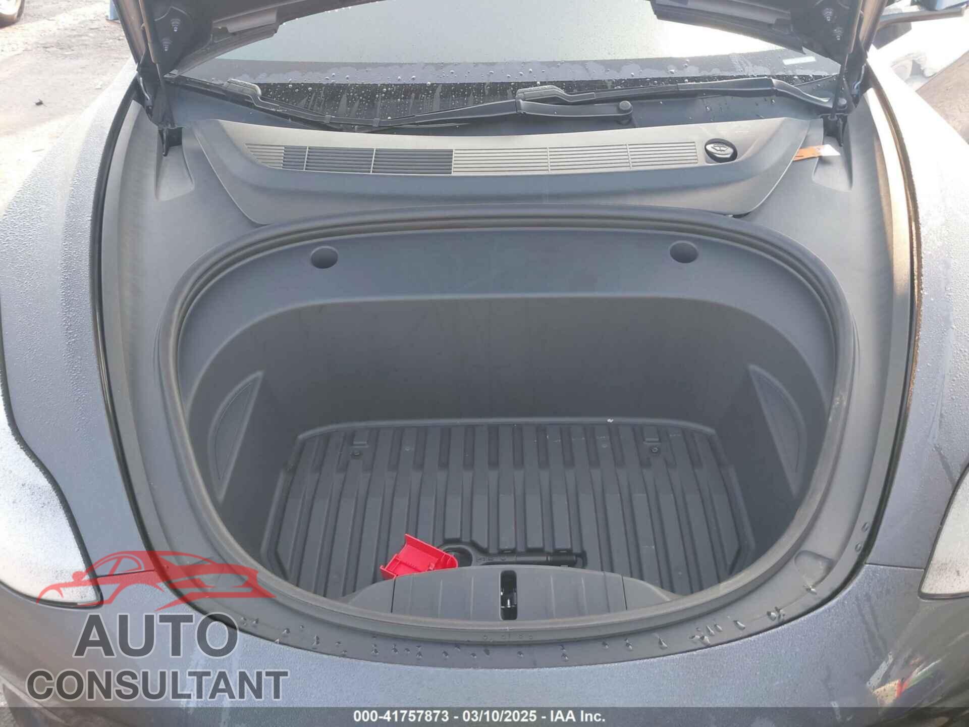 TESLA MODEL 3 2021 - 5YJ3E1EA0MF016826