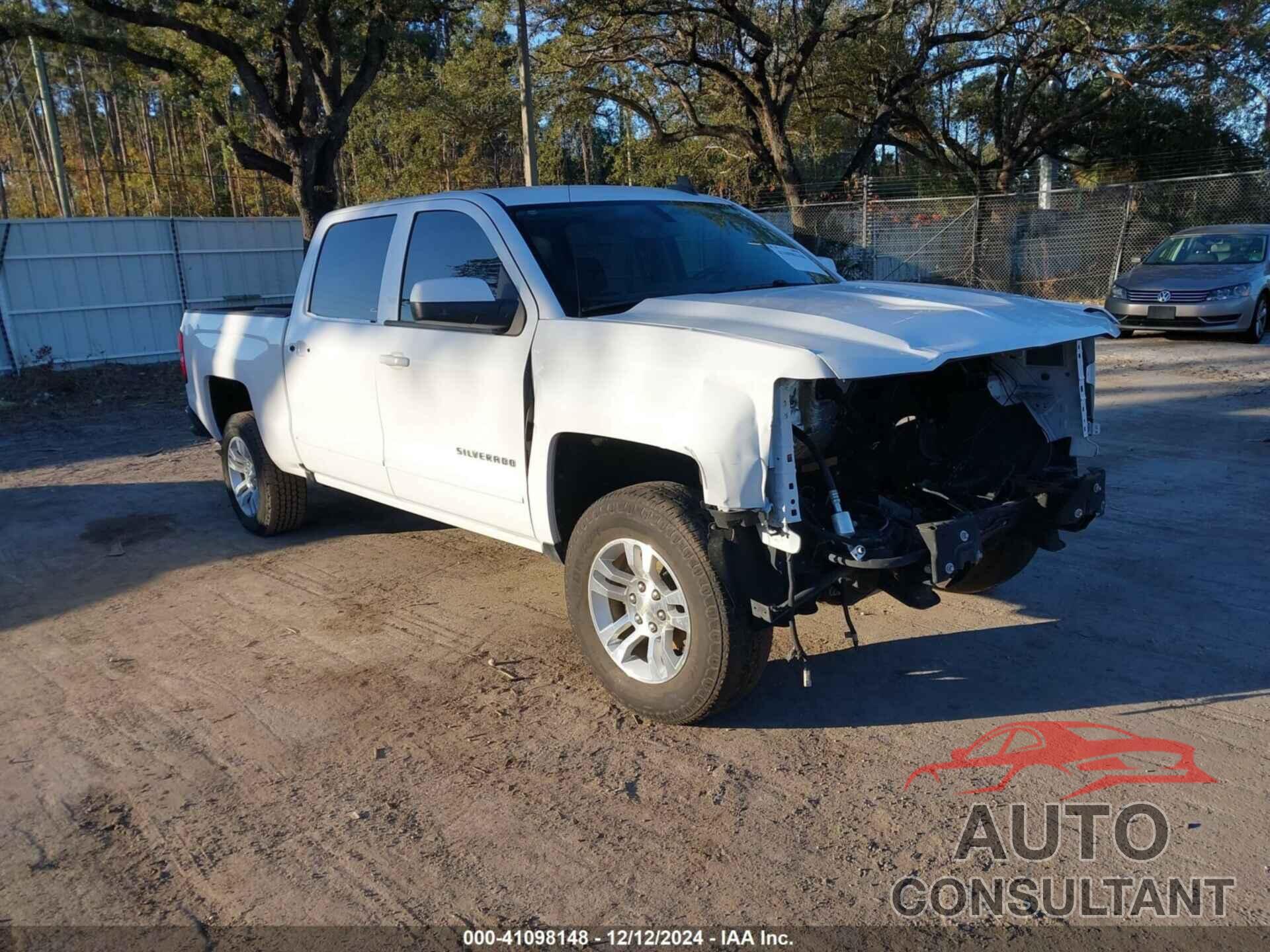 CHEVROLET SILVERADO 1500 2018 - 3GCPCREC4JG218694