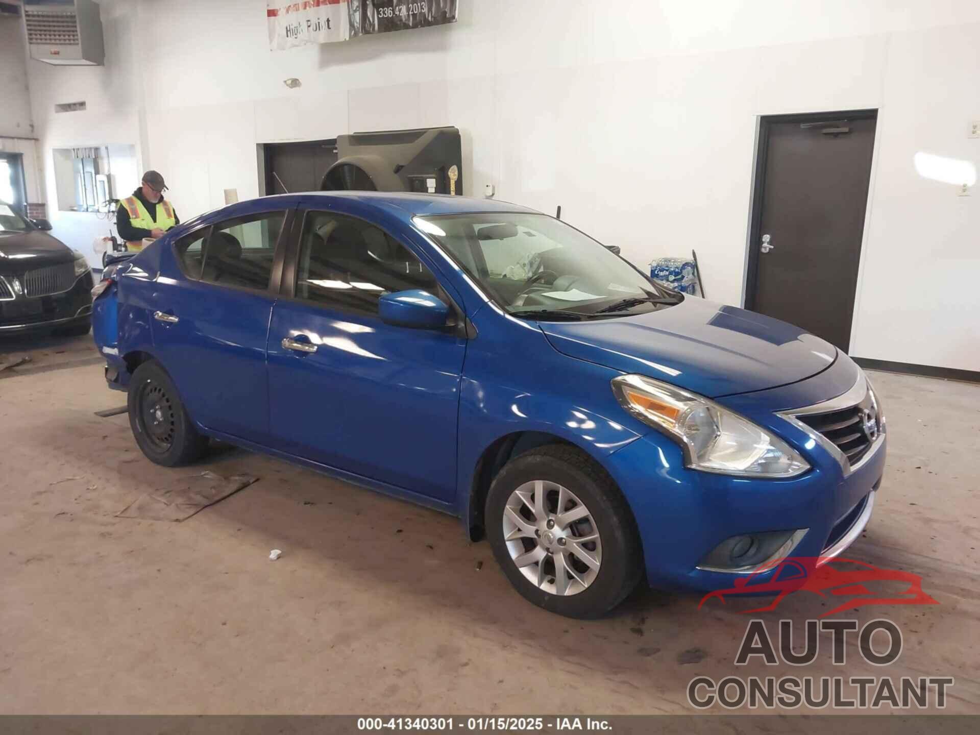 NISSAN VERSA 2017 - 3N1CN7AP4HL864053