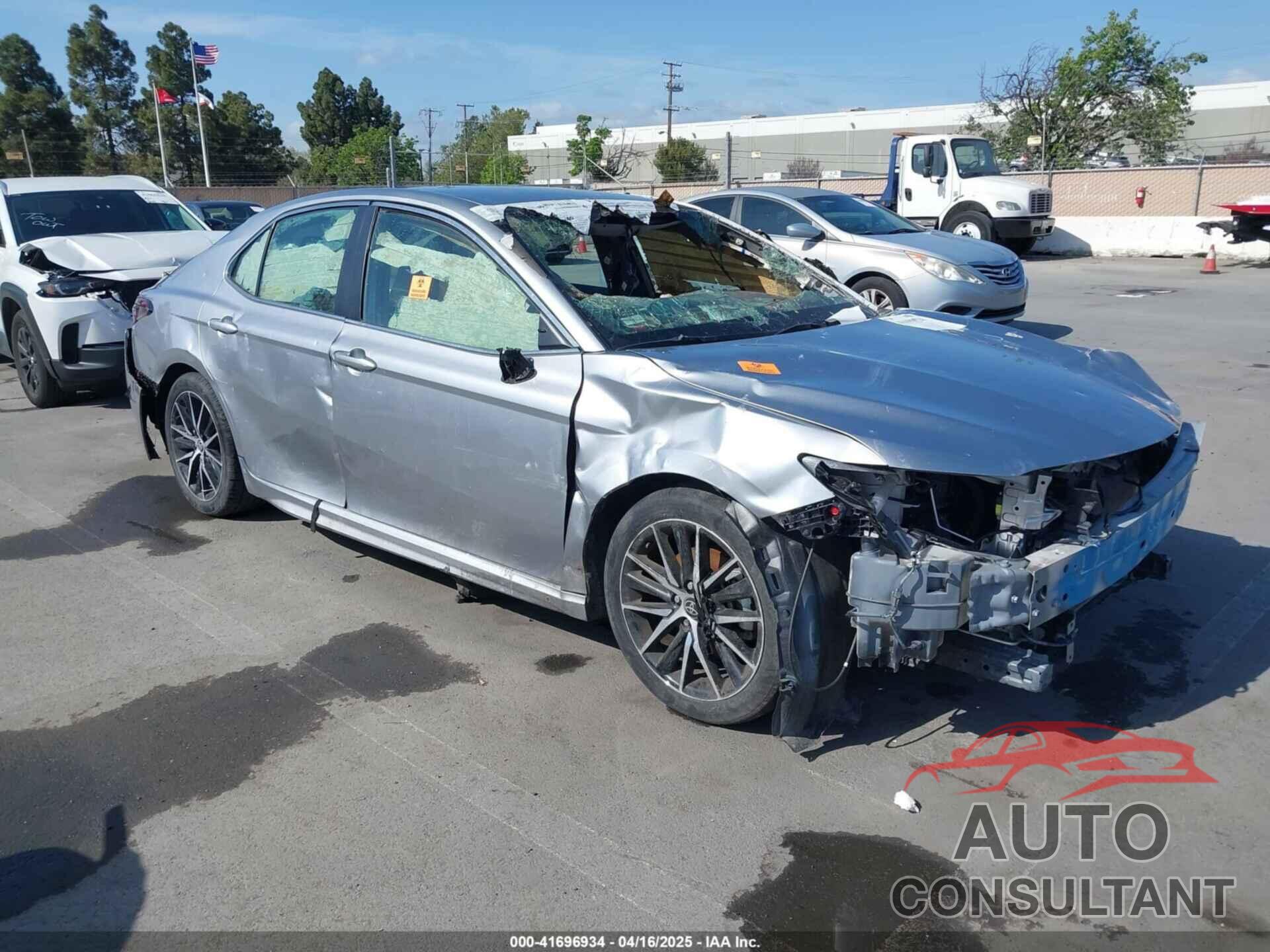 TOYOTA CAMRY 2023 - 4T1T11AK7PU774065
