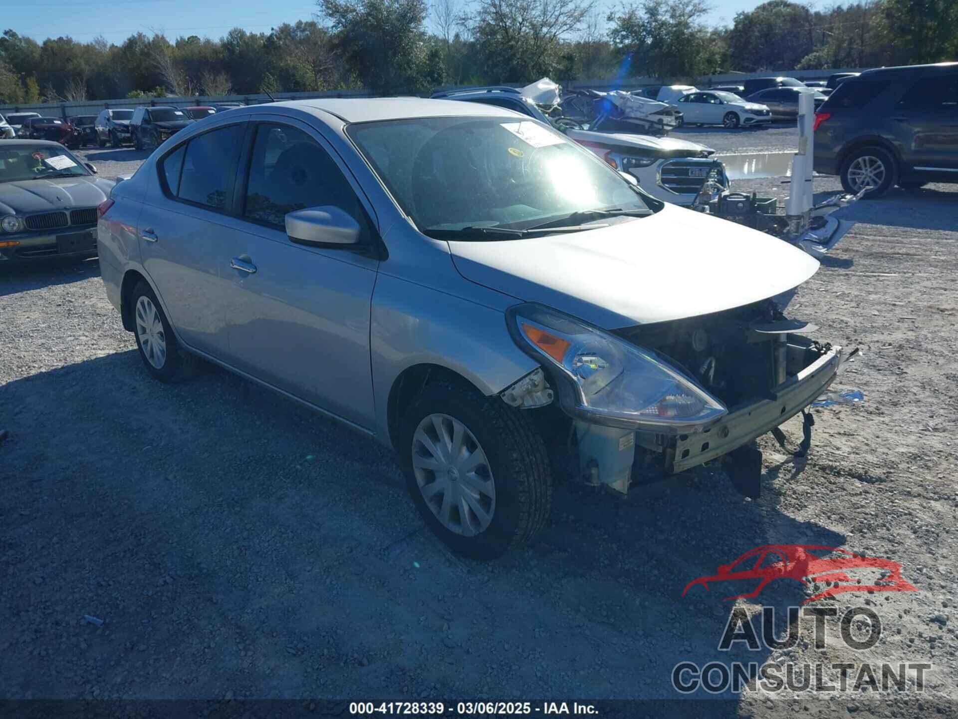 NISSAN VERSA 2017 - 3N1CN7AP0HL890519