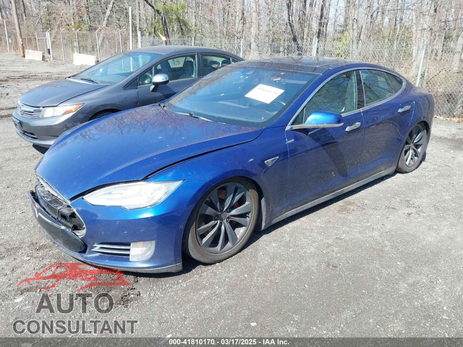 TESLA MODEL S 2015 - 5YJSA1E45FF100323