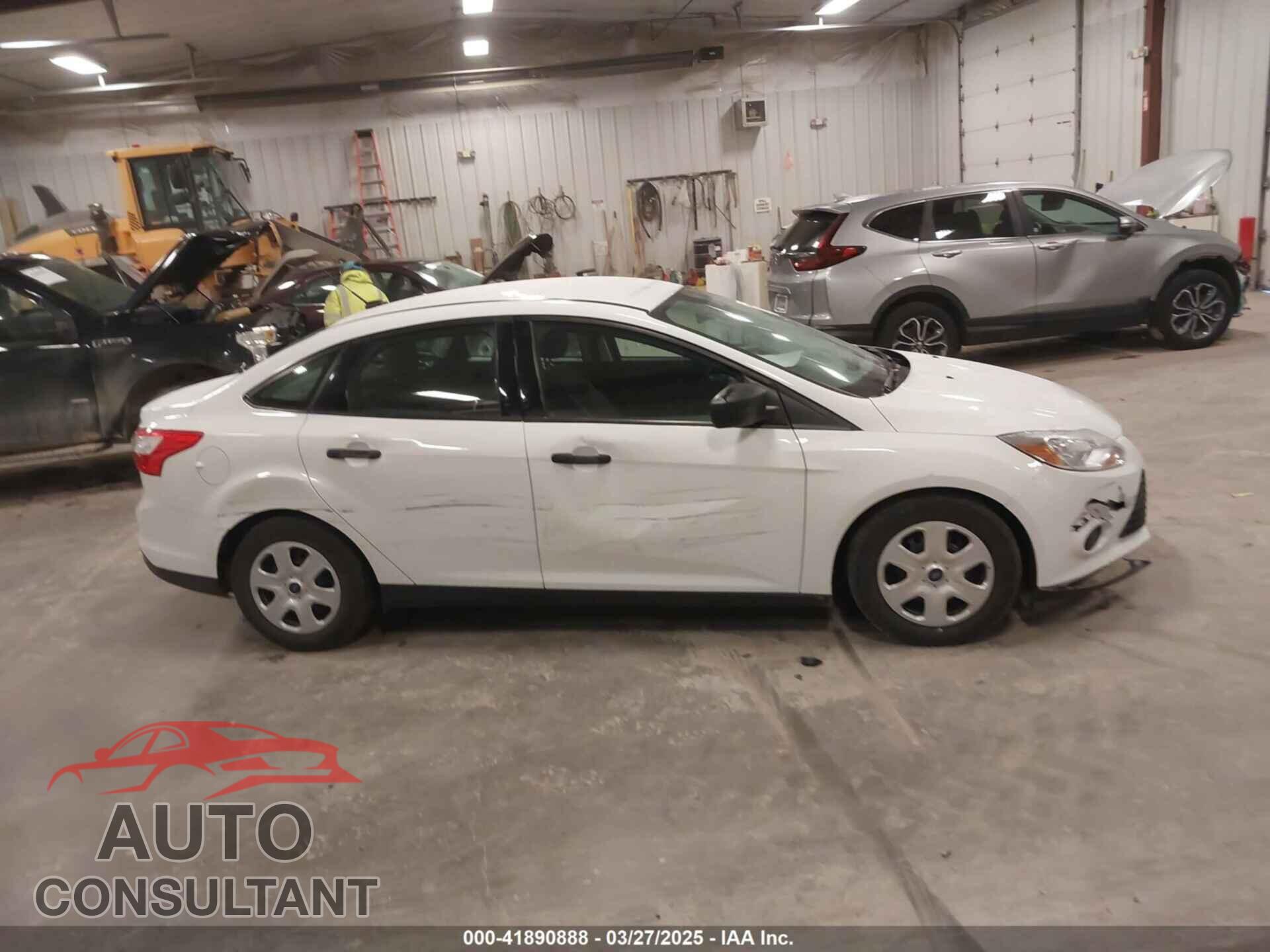 FORD FOCUS 2014 - 1FADP3E26EL320864