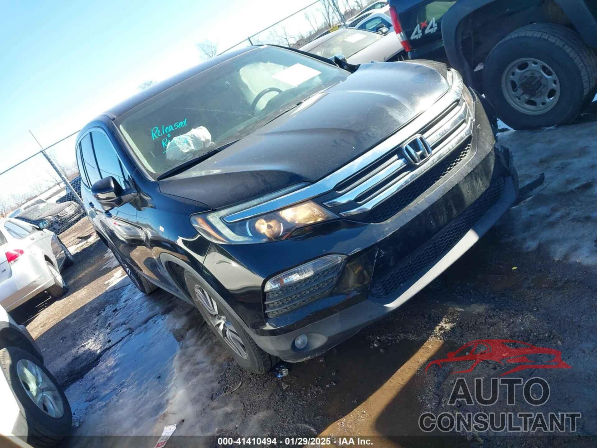HONDA PILOT 2016 - 5FNYF6H31GB117990