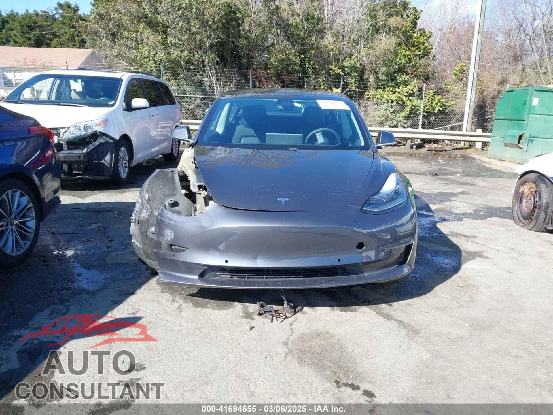 TESLA MODEL 3 2019 - 5YJ3E1EB8KF469629