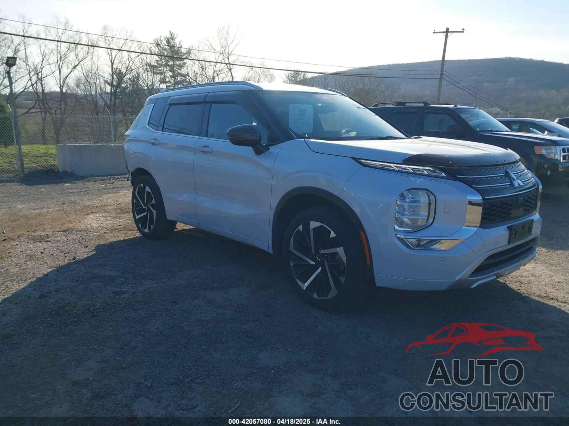 MITSUBISHI OUTLANDER 2022 - JA4J4VA80NZ092508