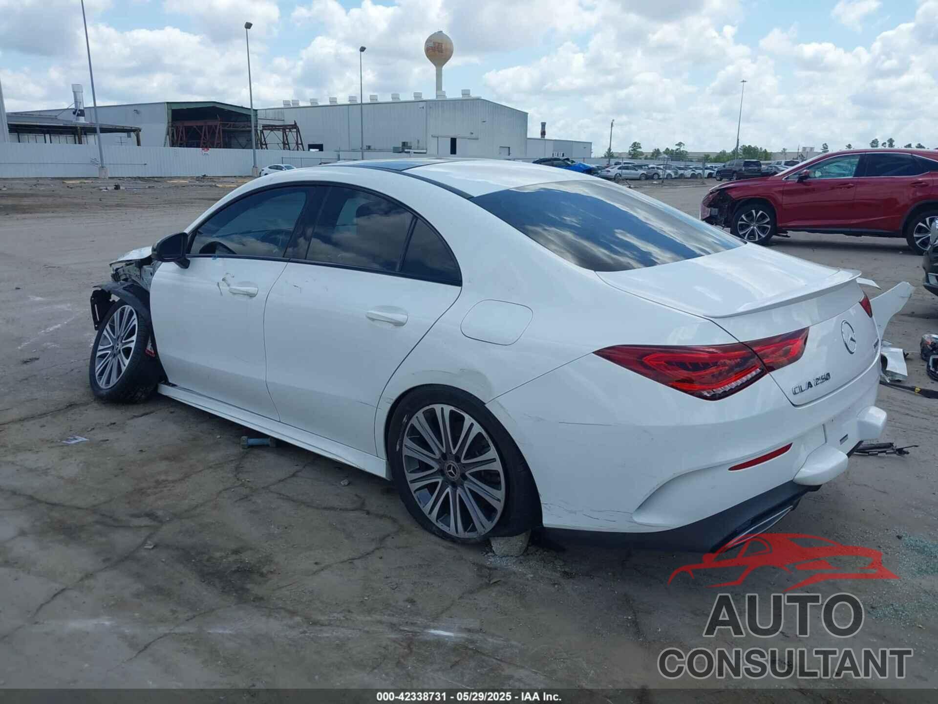MERCEDES-BENZ CLA 250 2020 - W1K5J4GB4LN102187