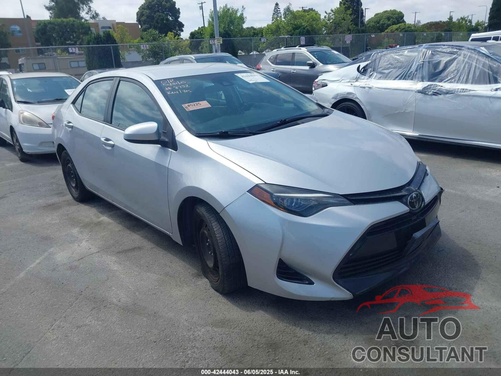 TOYOTA COROLLA 2018 - 2T1BURHE4JC068732