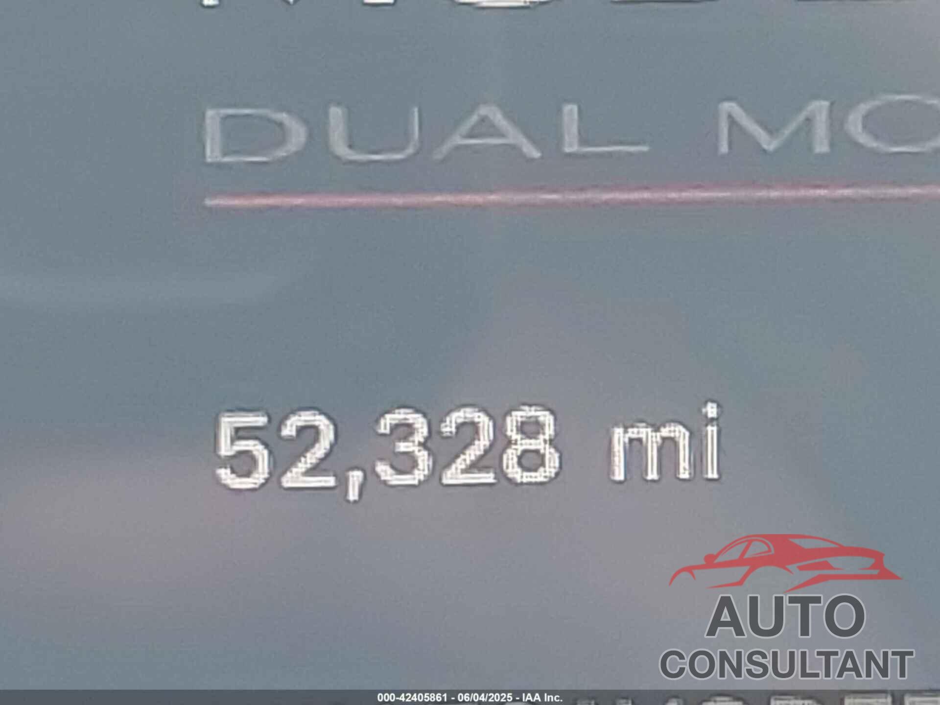 TESLA MODEL Y 2023 - 7SAYGDEF2PF700913