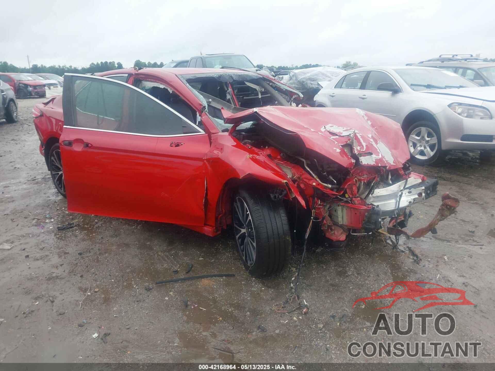 TOYOTA CAMRY 2020 - 4T1G11AK6LU374400