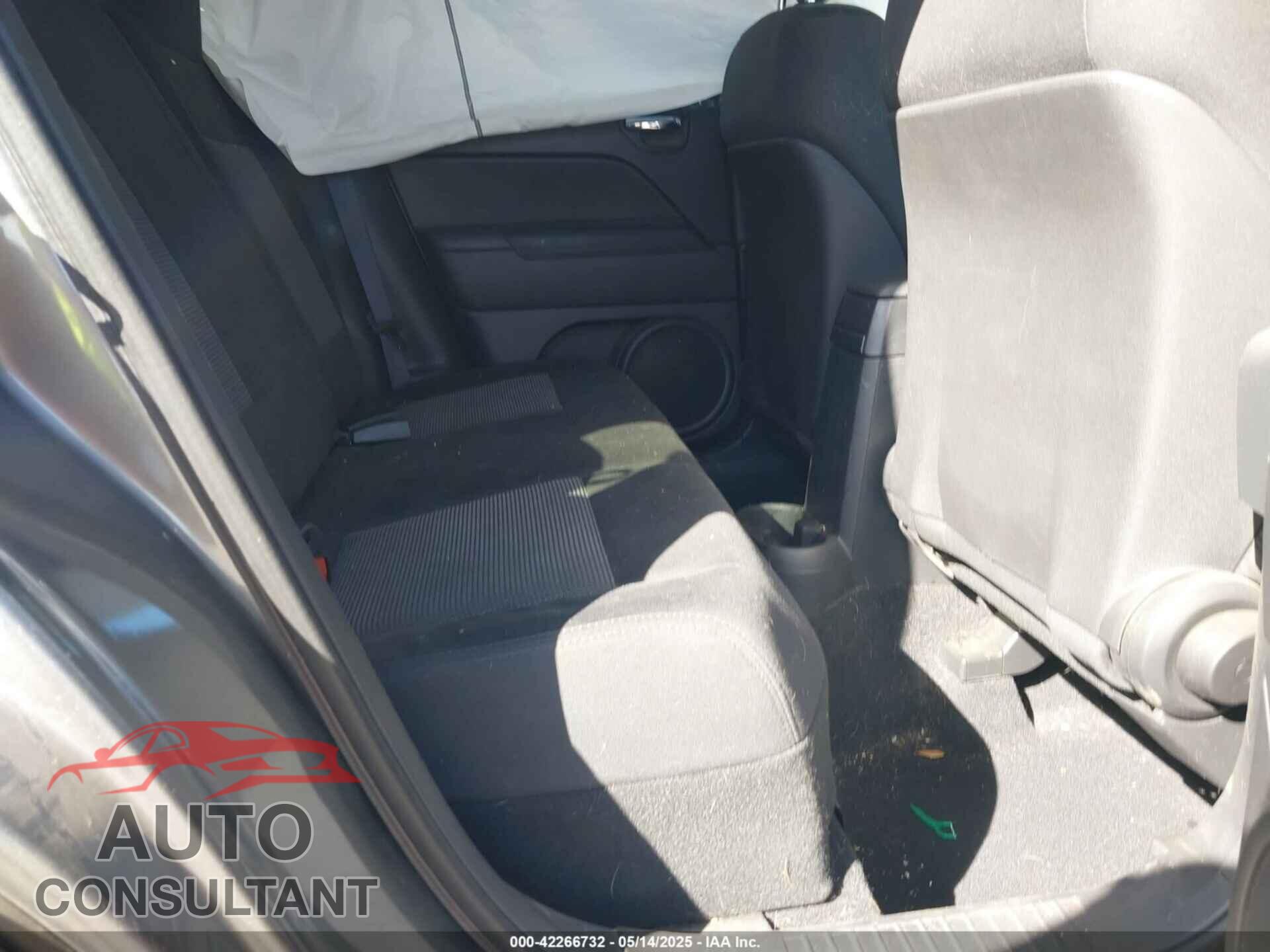 JEEP COMPASS 2012 - 1C4NJCBA6CD512319