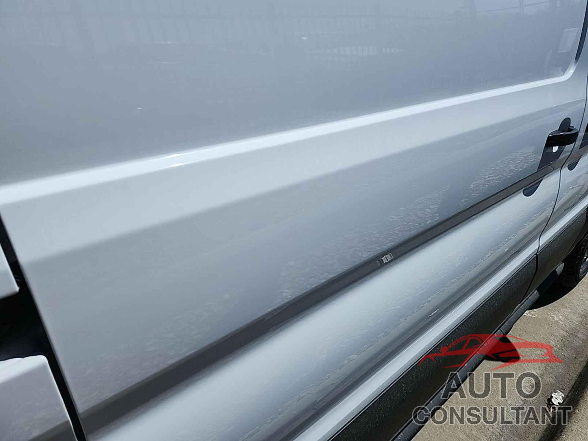 FORD TRANSIT 2025 - 1FTBW1YM5SKA13080