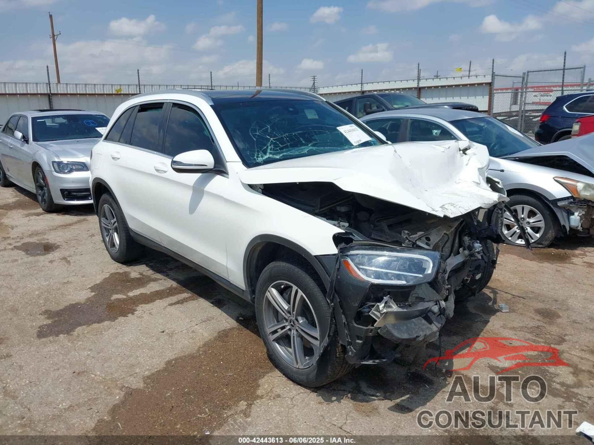 MERCEDES-BENZ GLC 300 2020 - WDC0G8DB4LF725912
