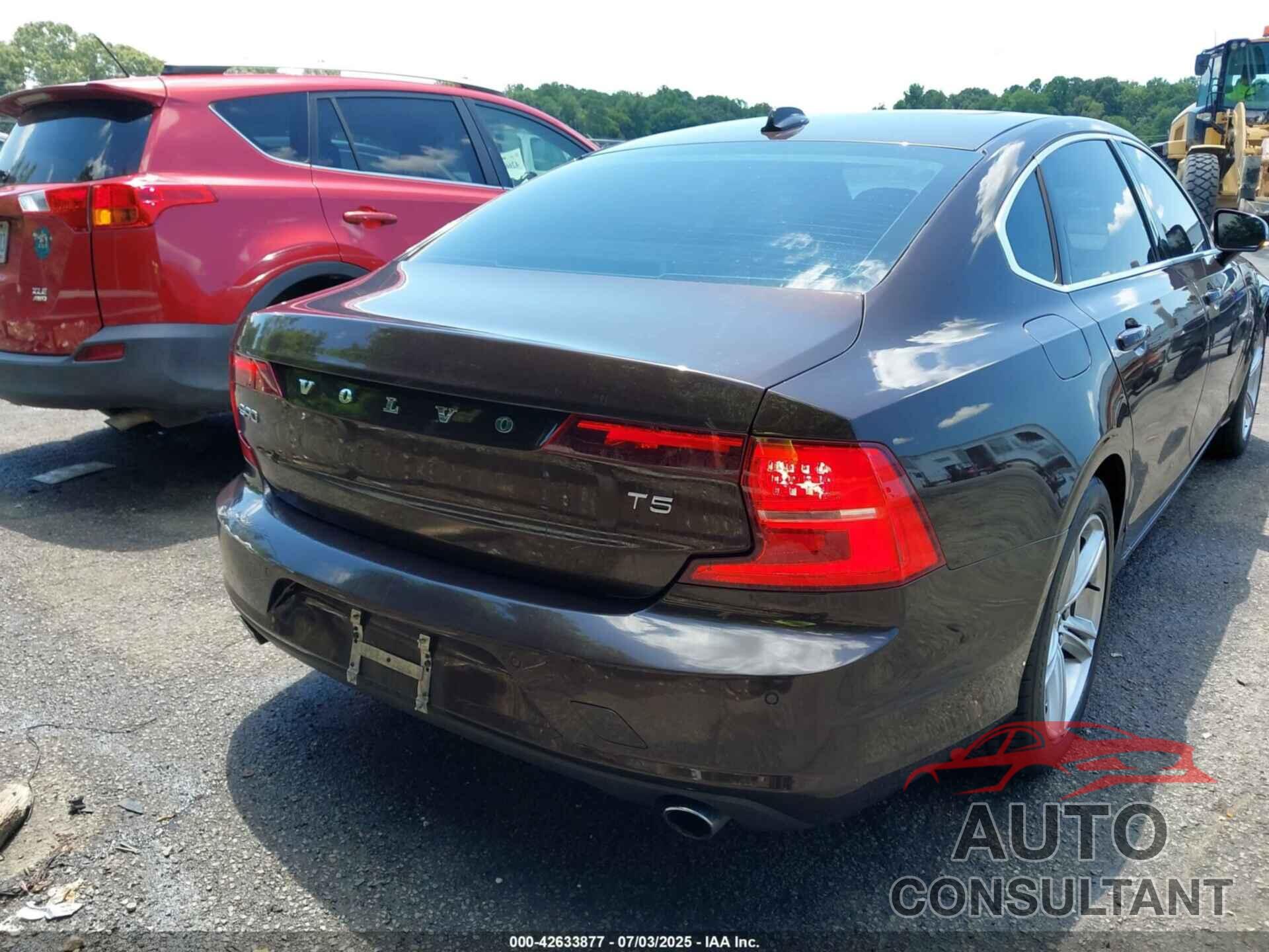 VOLVO S90 2018 - LVY982MK0JP027207