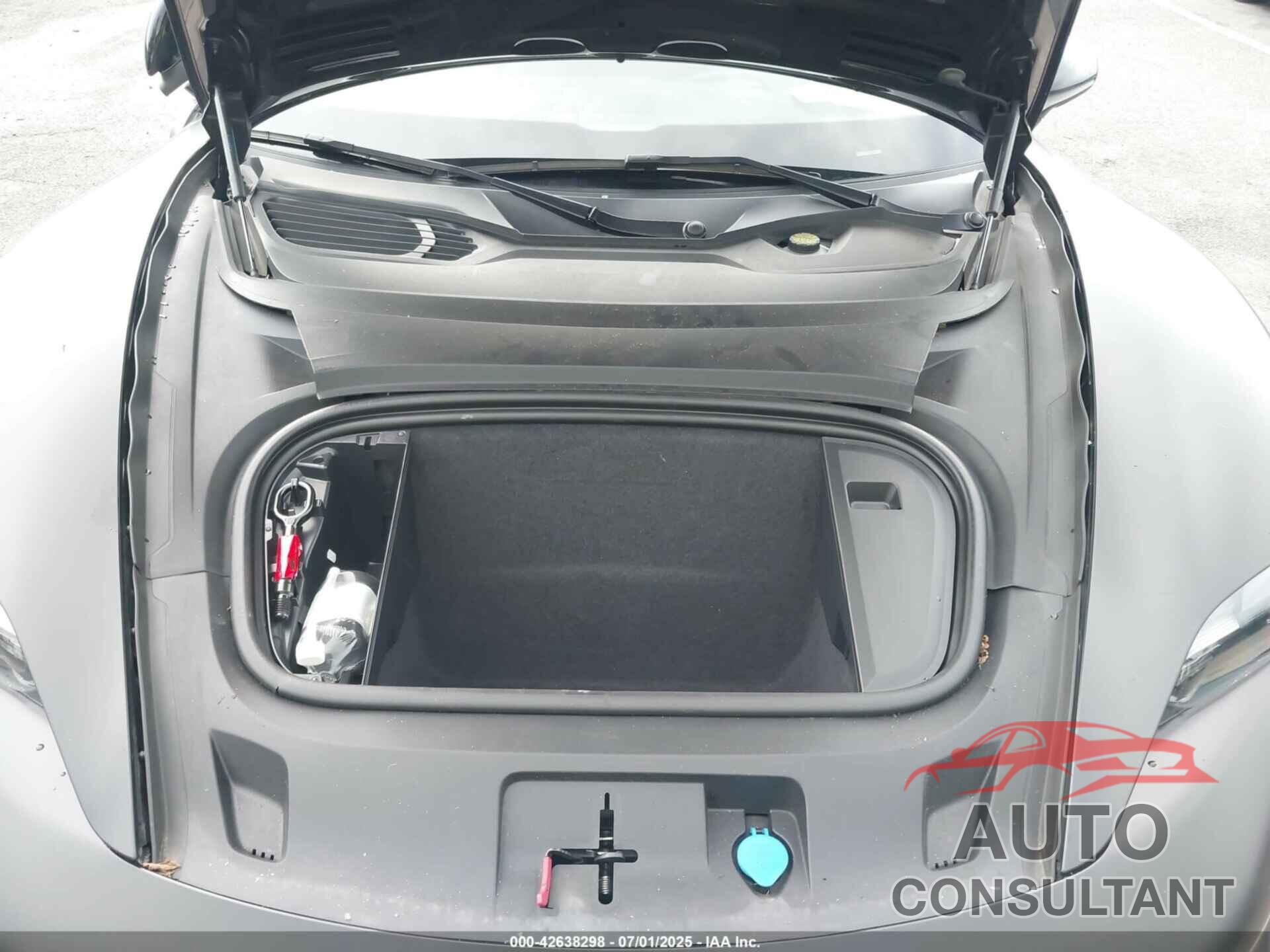 PORSCHE TAYCAN 2021 - WP0AB2Y13MSA43638