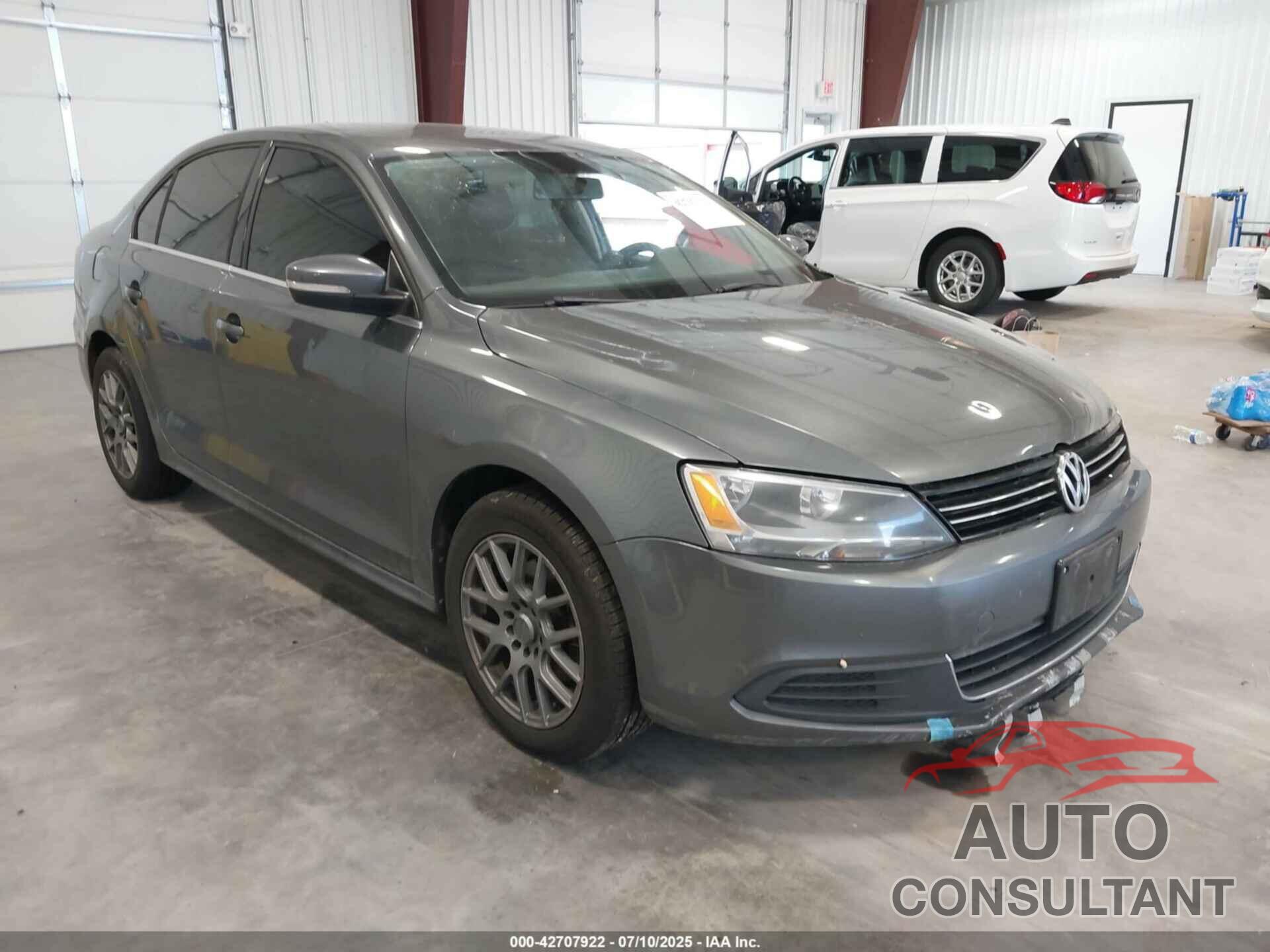 VOLKSWAGEN JETTA 2014 - 3VWLL7AJ9EM374323