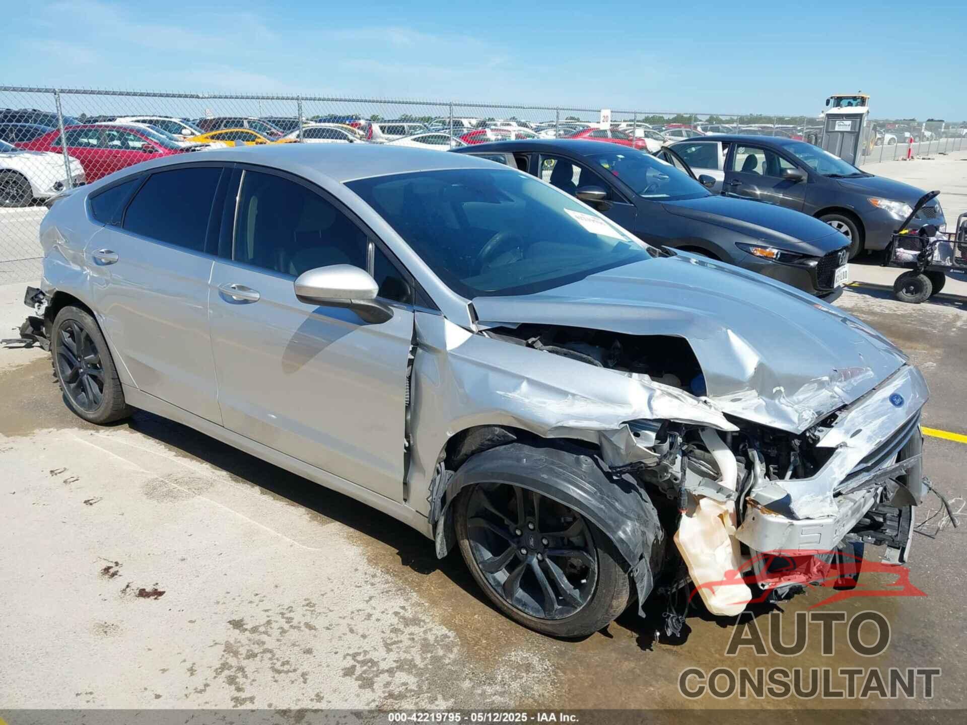 FORD FUSION 2019 - 3FA6P0HDXKR113833