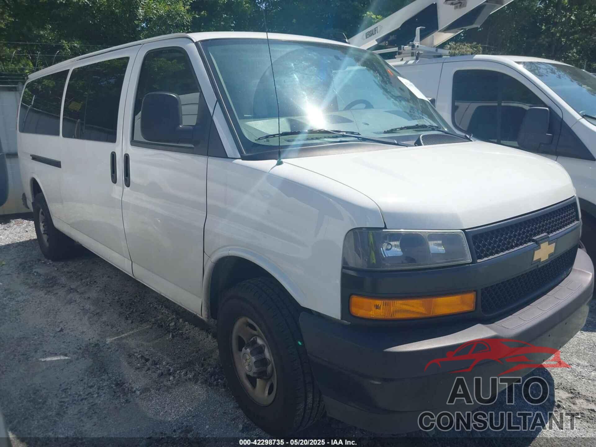CHEVROLET EXPRESS PASSENGER 2023 - 1GAZGNFP7P1133565