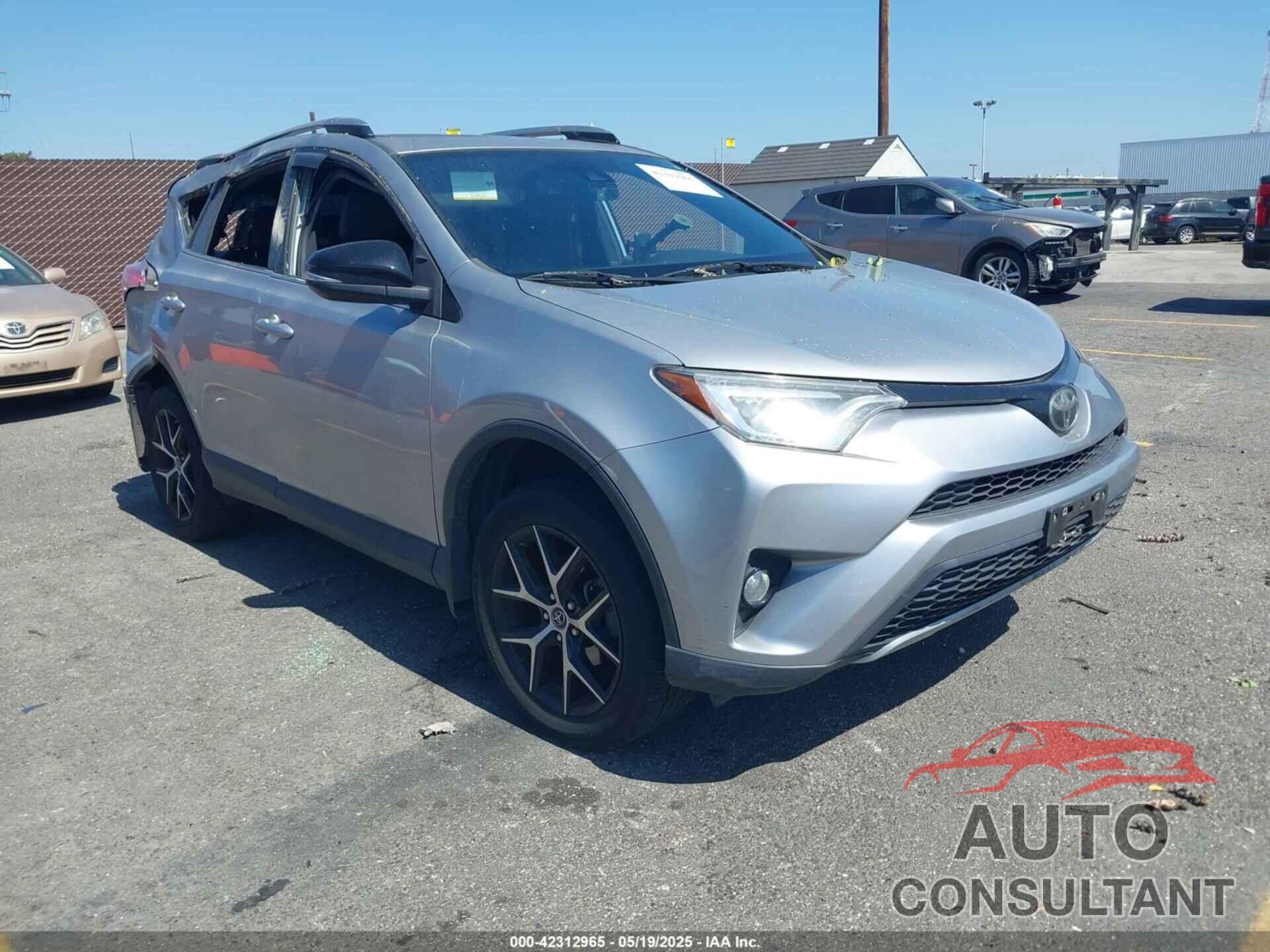 TOYOTA RAV4 2018 - JTMNFREV1JJ195728
