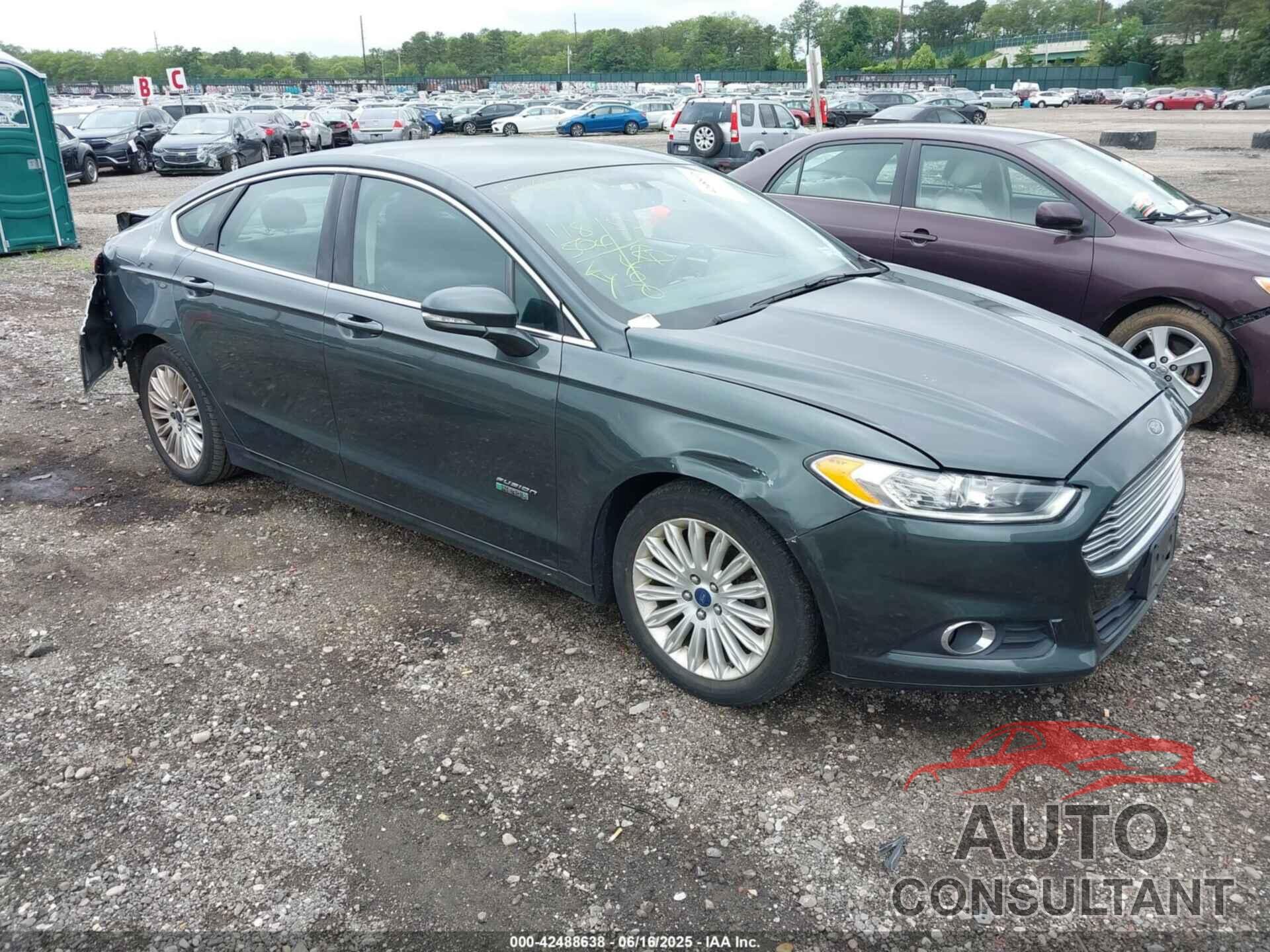 FORD FUSION ENERGI 2016 - 3FA6P0PU2GR189295