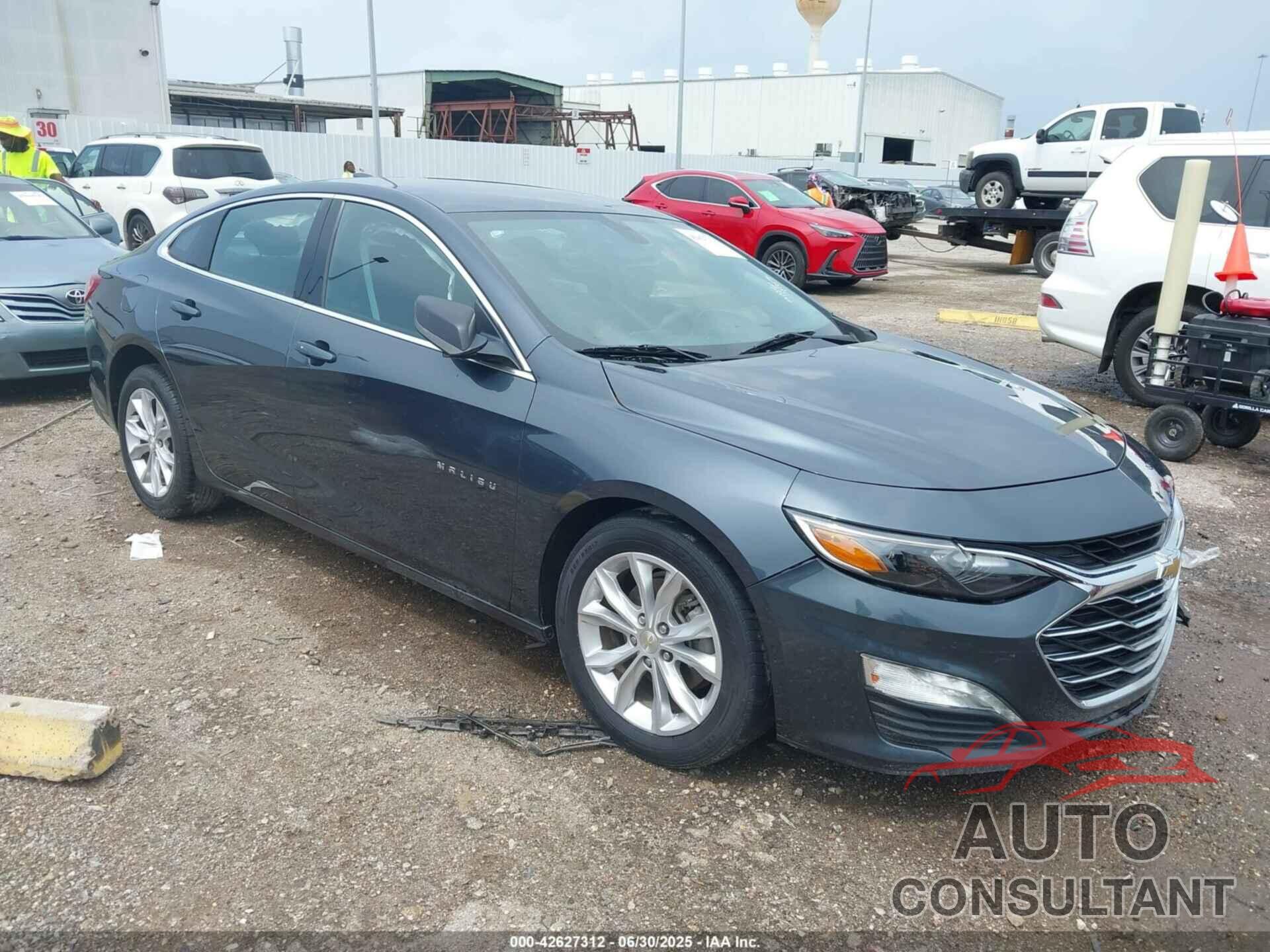 CHEVROLET MALIBU 2021 - 1G1ZD5ST5MF024760