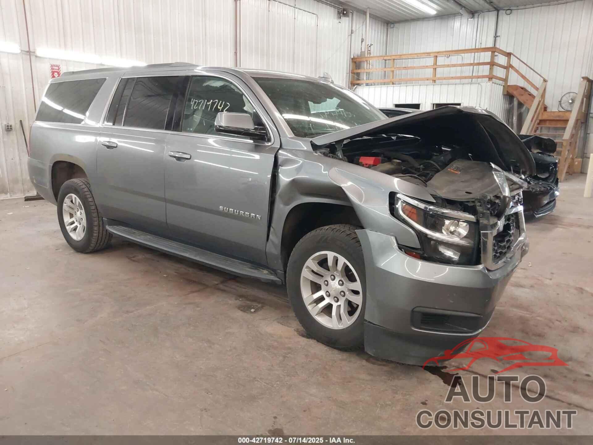 CHEVROLET SUBURBAN 2020 - 1GNSKHKC3LR265348