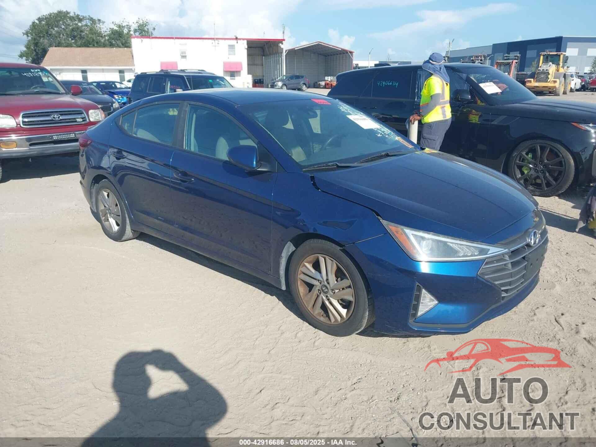 HYUNDAI ELANTRA 2020 - 5NPD84LF6LH509504