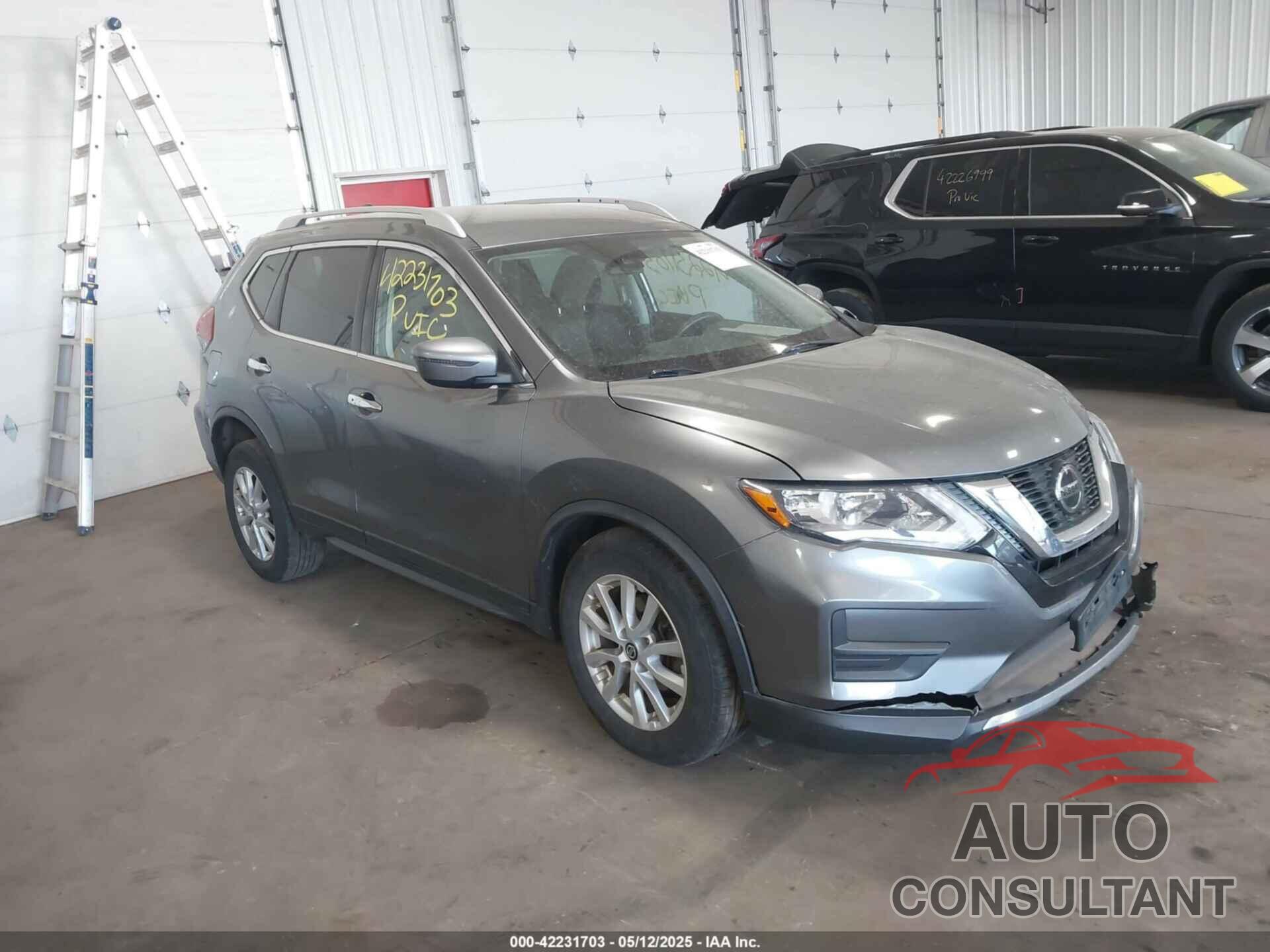 NISSAN ROGUE 2020 - KNMAT2MV5LP500406