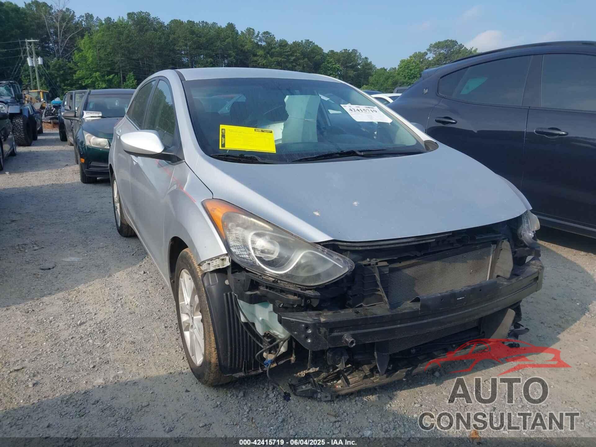 HYUNDAI ELANTRA GT 2013 - KMHD35LE6DU148192