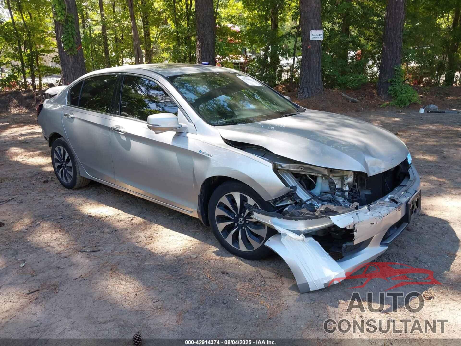HONDA ACCORD HYBRID 2015 - 1HGCR6F72FA002895